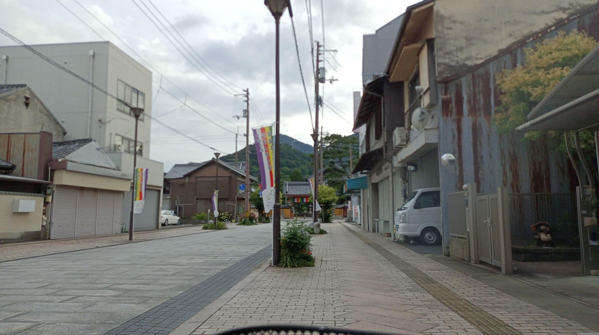 Street view near 魚勘旅館, Zentsujichó — © shikokujapan (CC BY-SA · Mapillary)