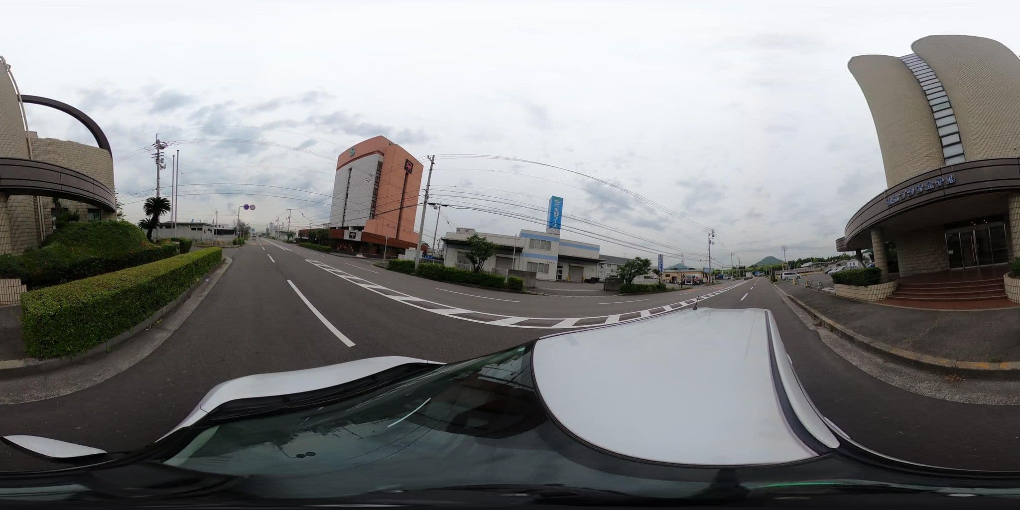 Street view near 坂出プラザホテル, Sakaidechō — © flashkiwi (CC BY-SA · Mapillary)