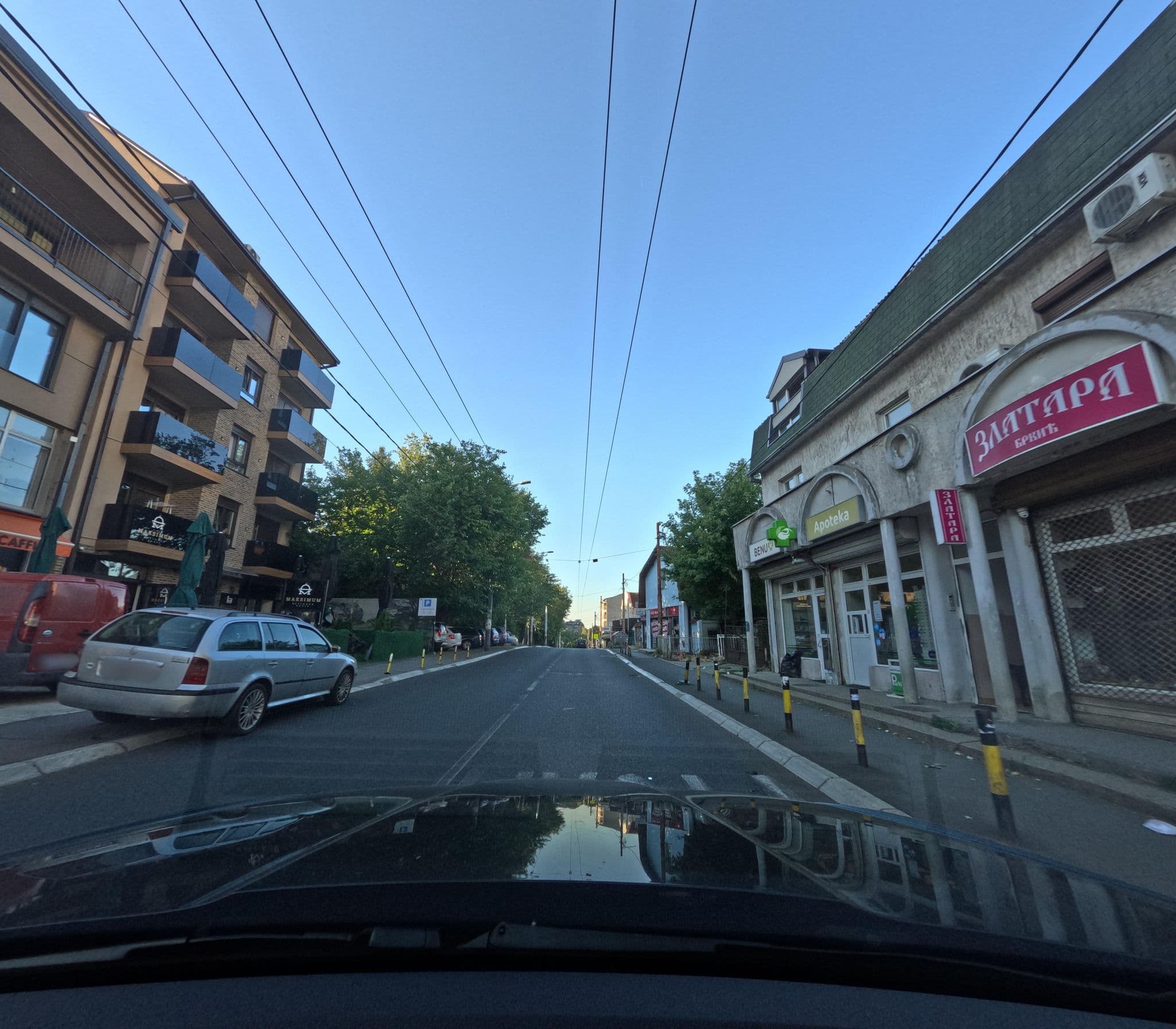 Street view near Maksimum, Jajinci — © Cakalovski (CC BY-SA · Mapillary)