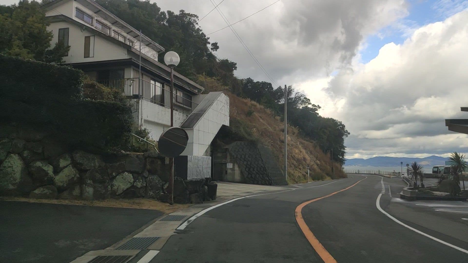 Street view near 淡路島観光ホテル, Sumoto — © drivephotograph (CC BY-SA · Mapillary)