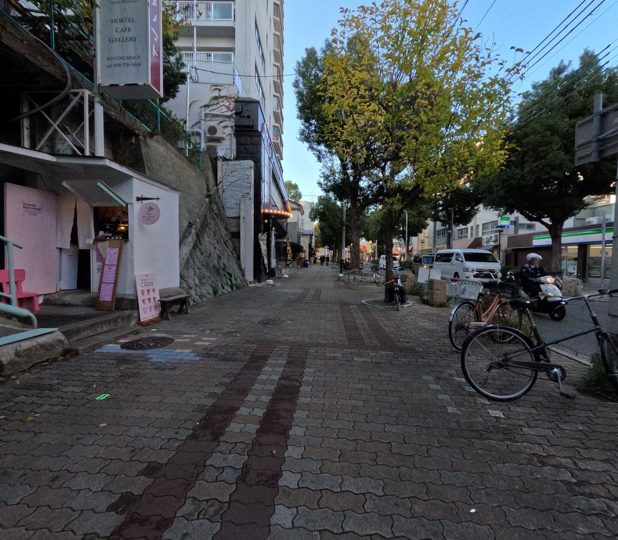Street view near ユメノマド, Kobe — © okadatsuneo (CC BY-SA · Mapillary)