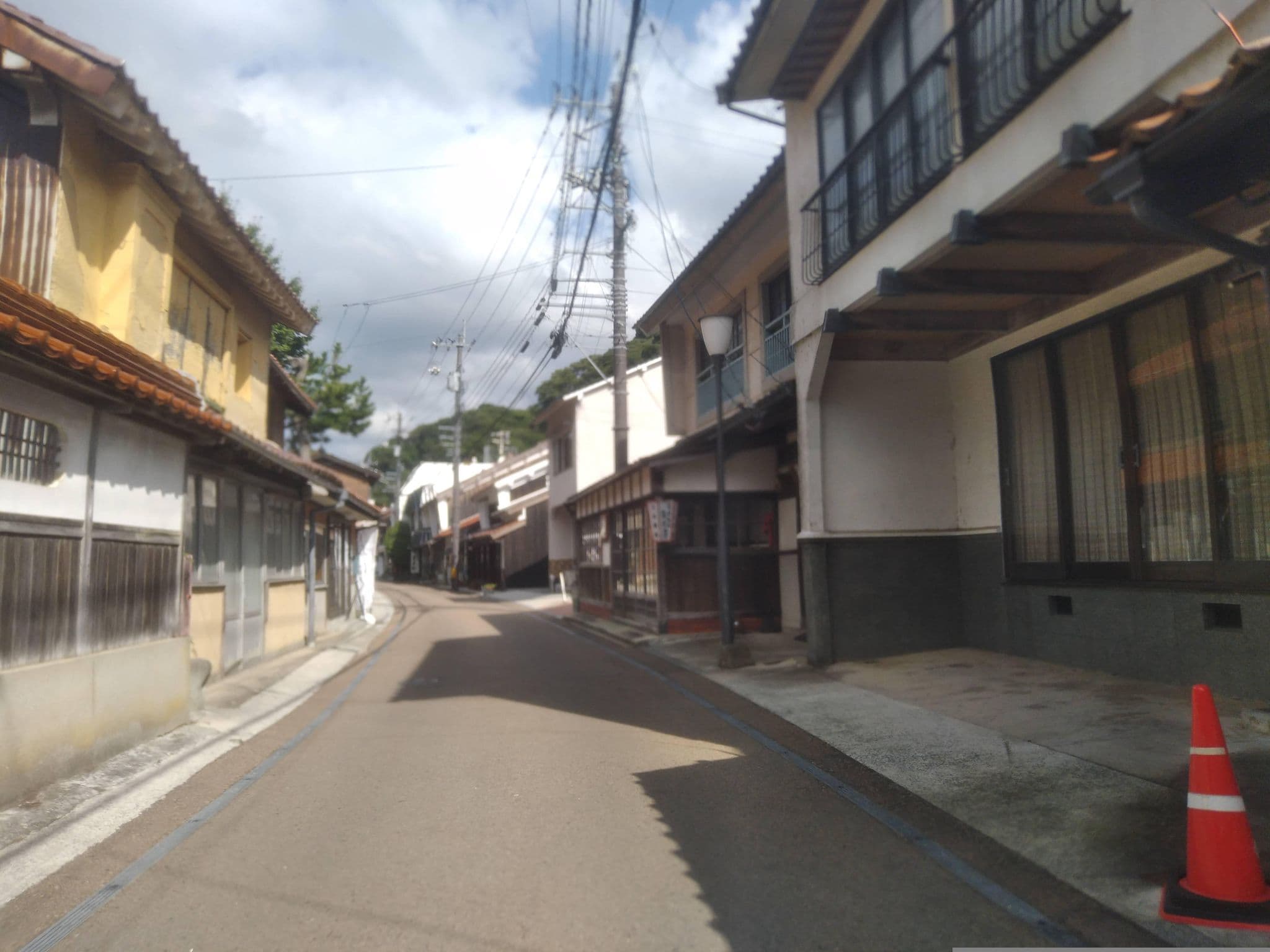 Street view near 廻や, Gōtsuchō — © yasunari (CC BY-SA · Mapillary)