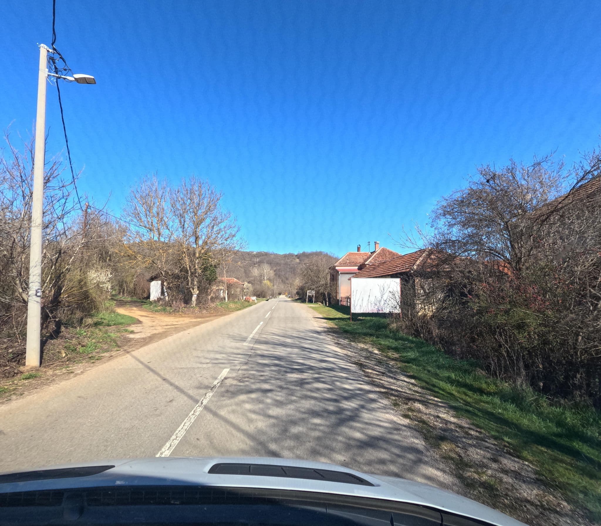 Street view near Vesela kuća, Knjazevac — © smajser1 (CC BY-SA · Mapillary)