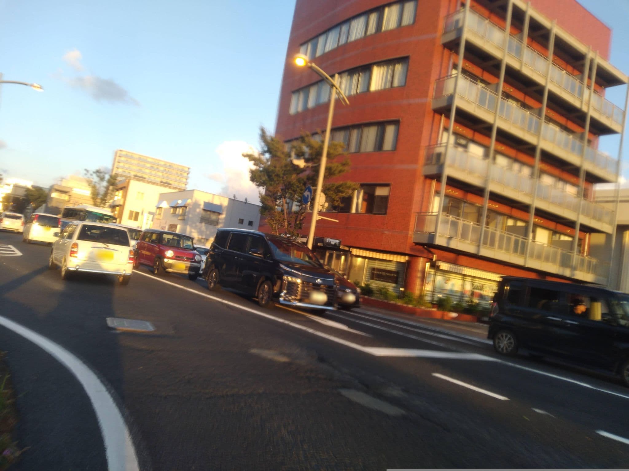 Street view near パルーア, Matsue — © yasunari (CC BY-SA · Mapillary)