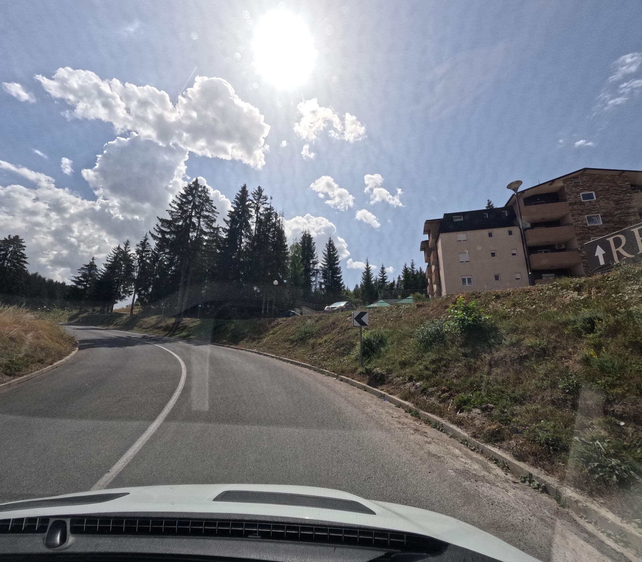 Street view near Nana Apartmani, Zlatibor — © smajser1 (CC BY-SA · Mapillary)
