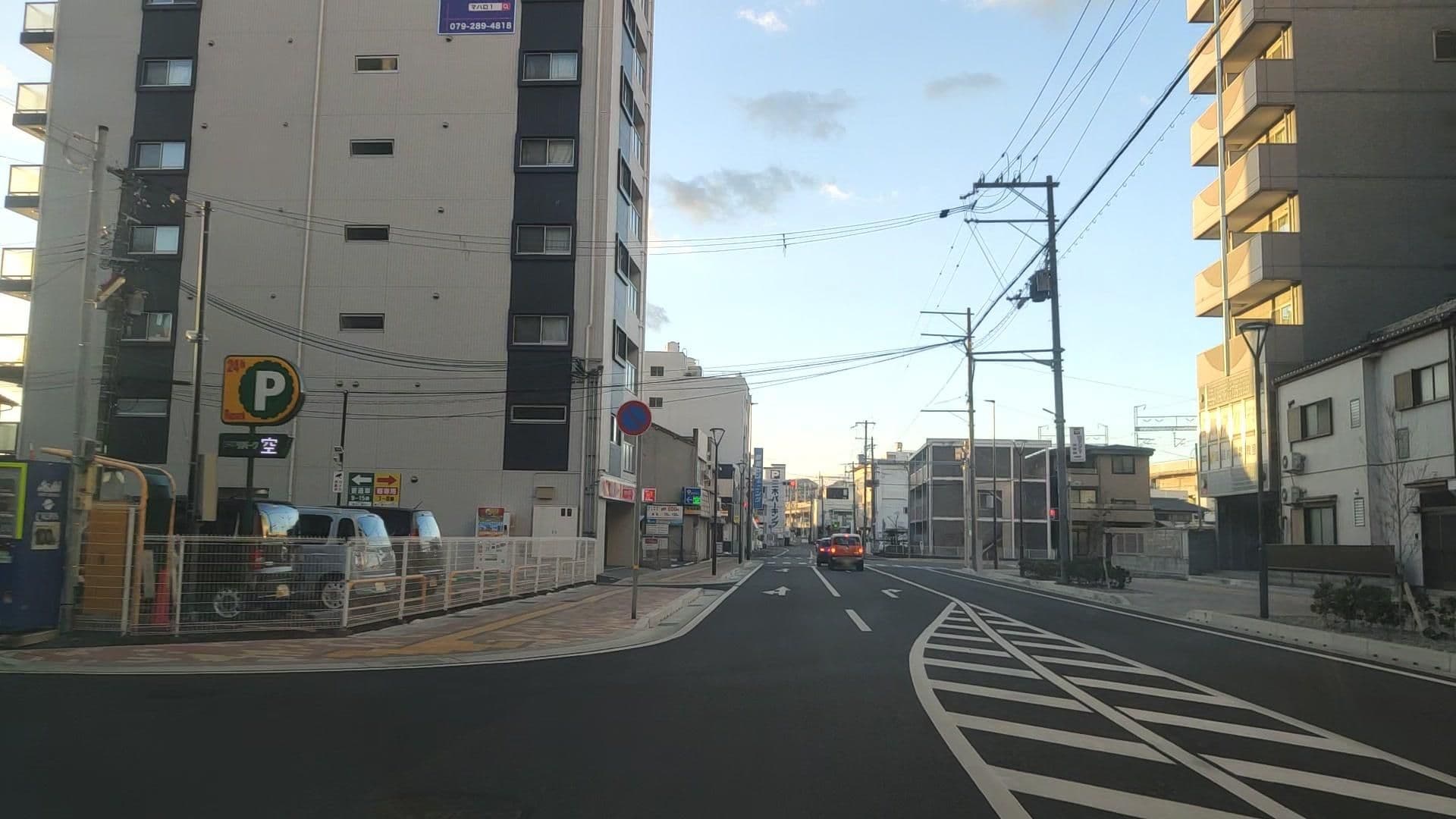 Street view near 姫路駅前ユニバーサルホテル南口, Himeji — © drivephotograph (CC BY-SA · Mapillary)