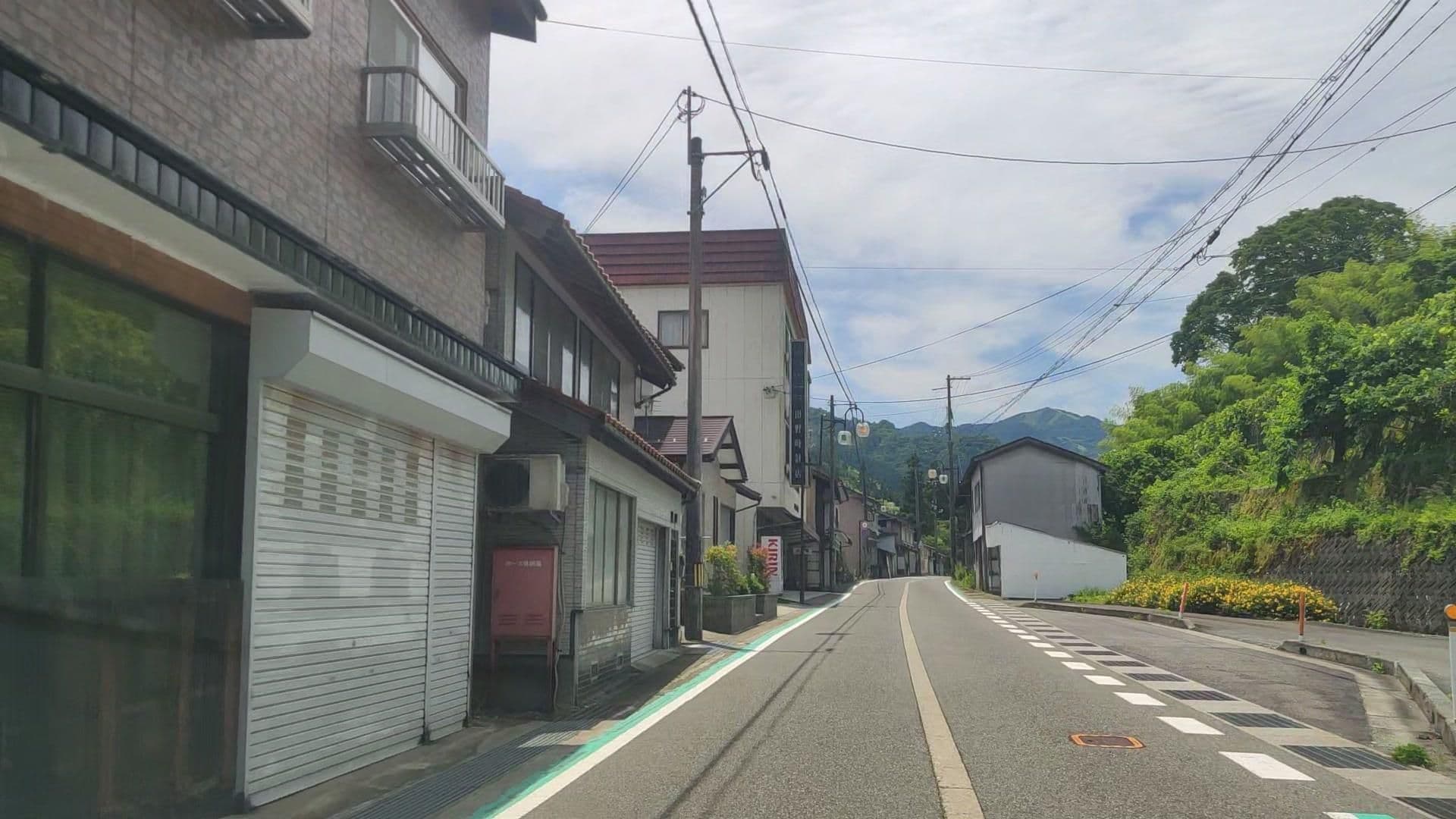 Street view near 小代温泉 旅館 中佐屋, Wakasa — © drivephotograph (CC BY-SA · Mapillary)