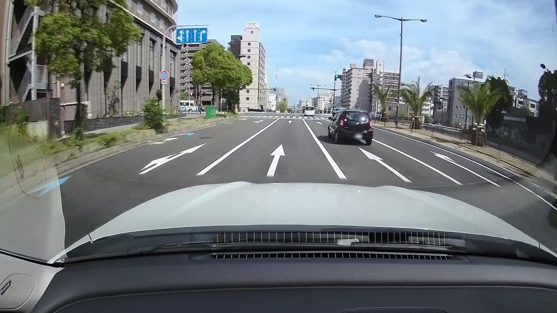 Street view near ハイパーイン堺 (Hyper Inn Hotel), Sakai — © osapon (CC BY-SA · Mapillary)
