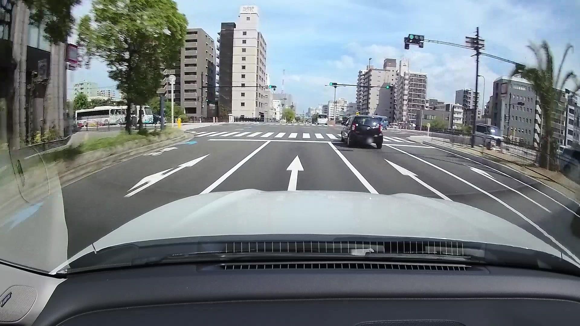 Street view near ホテルサンプラザ堺 ANNEX, Sakai — © osapon (CC BY-SA · Mapillary)