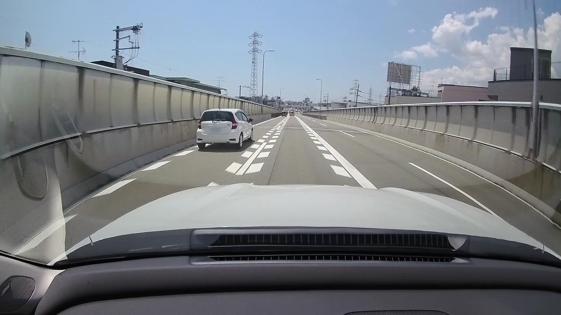 Street view near ラブホテル楽, Nishinomiya — © osapon (CC BY-SA · Mapillary)