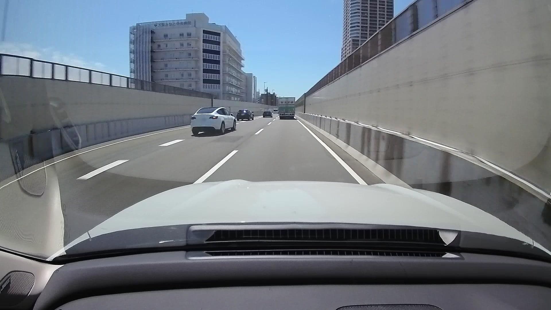 Street view near ハイパーホテルにごり, Tsumori — © osapon (CC BY-SA · Mapillary)