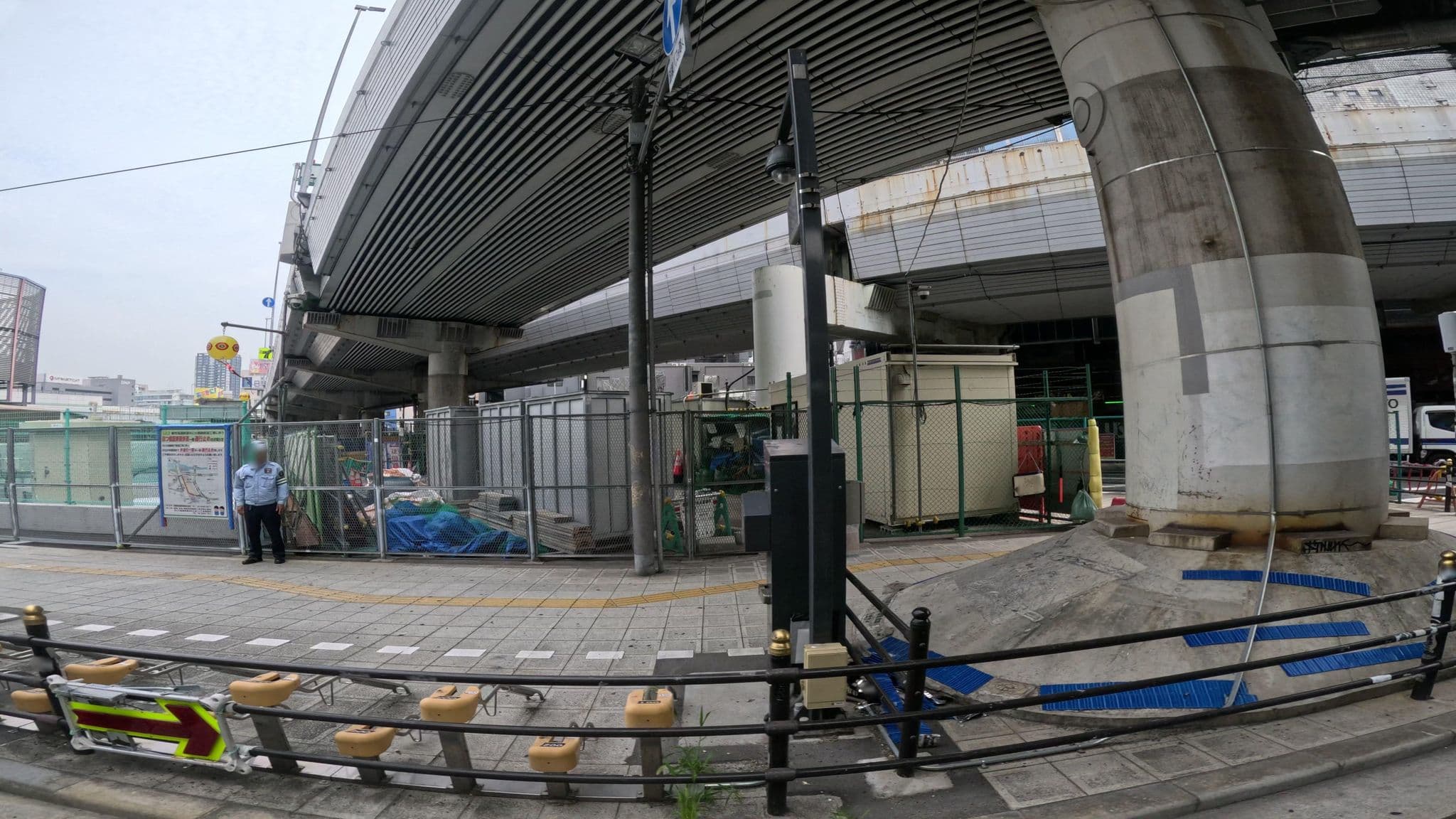 Street view near NANBA HOTEL U's ANNEX, Ajiharacho — © okadatsuneo (CC BY-SA · Mapillary)