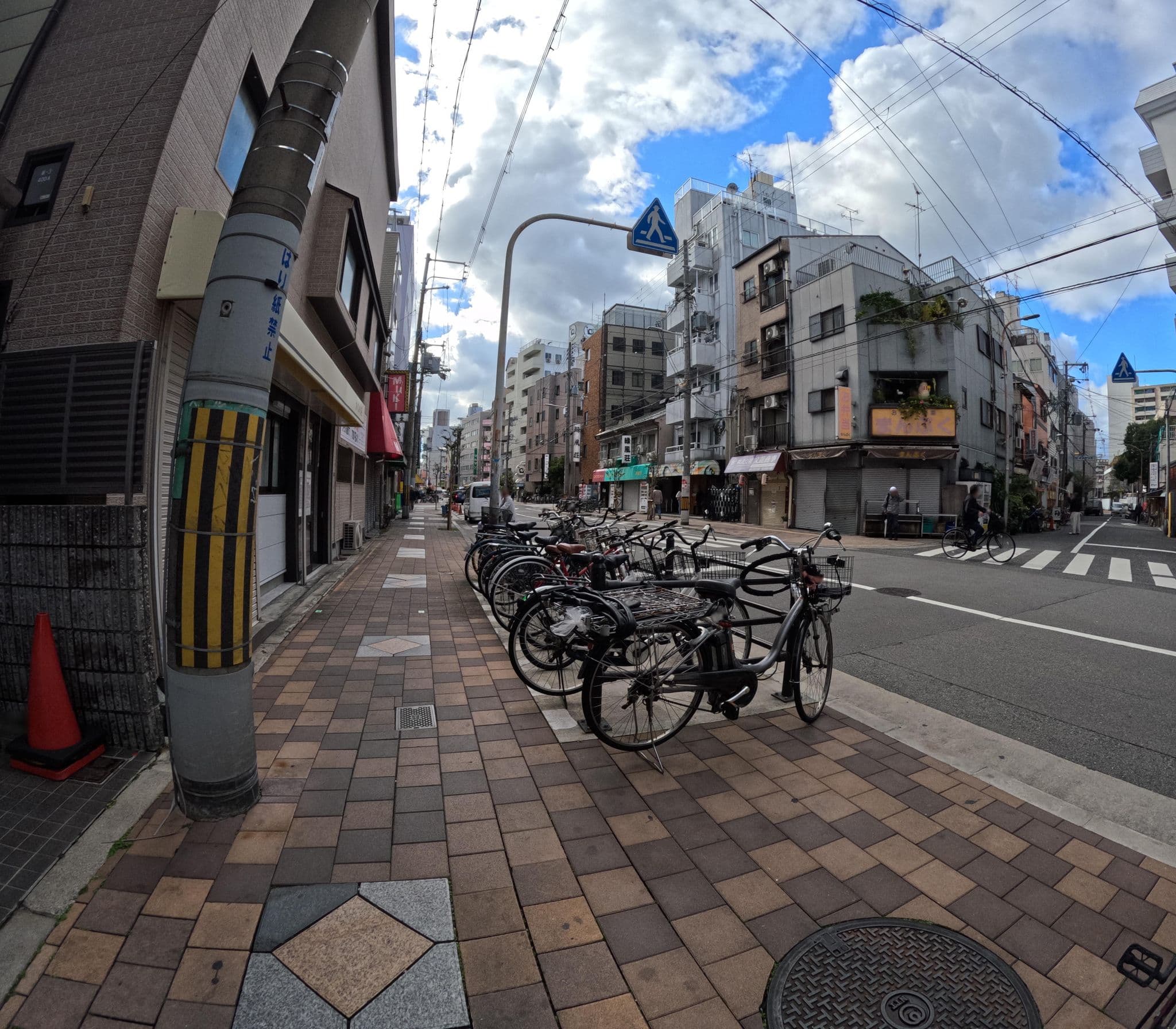 Street view near R Hostel Namba South, Tsumori — © okadatsuneo (CC BY-SA · Mapillary)
