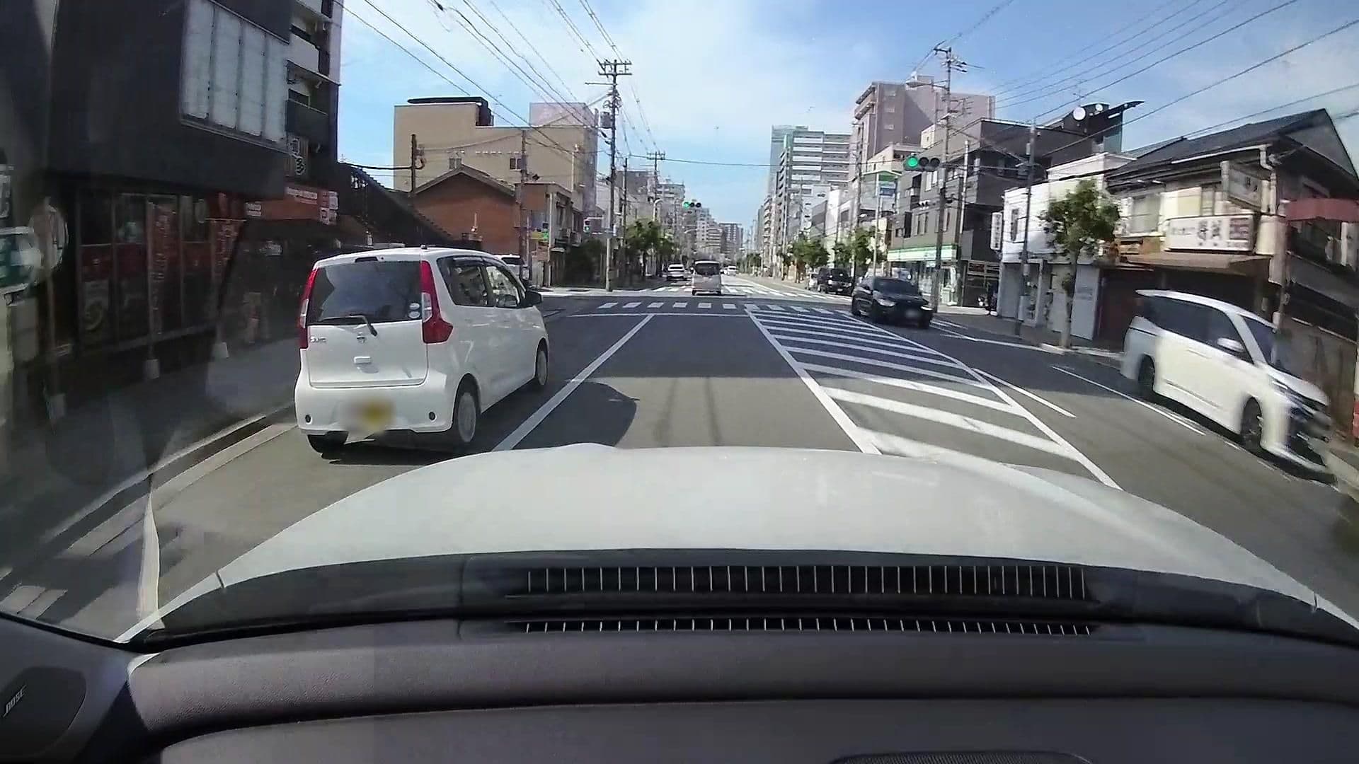 Street view near Mad Cat Hostel Osaka & Bar, Tsumori — © osapon (CC BY-SA · Mapillary)