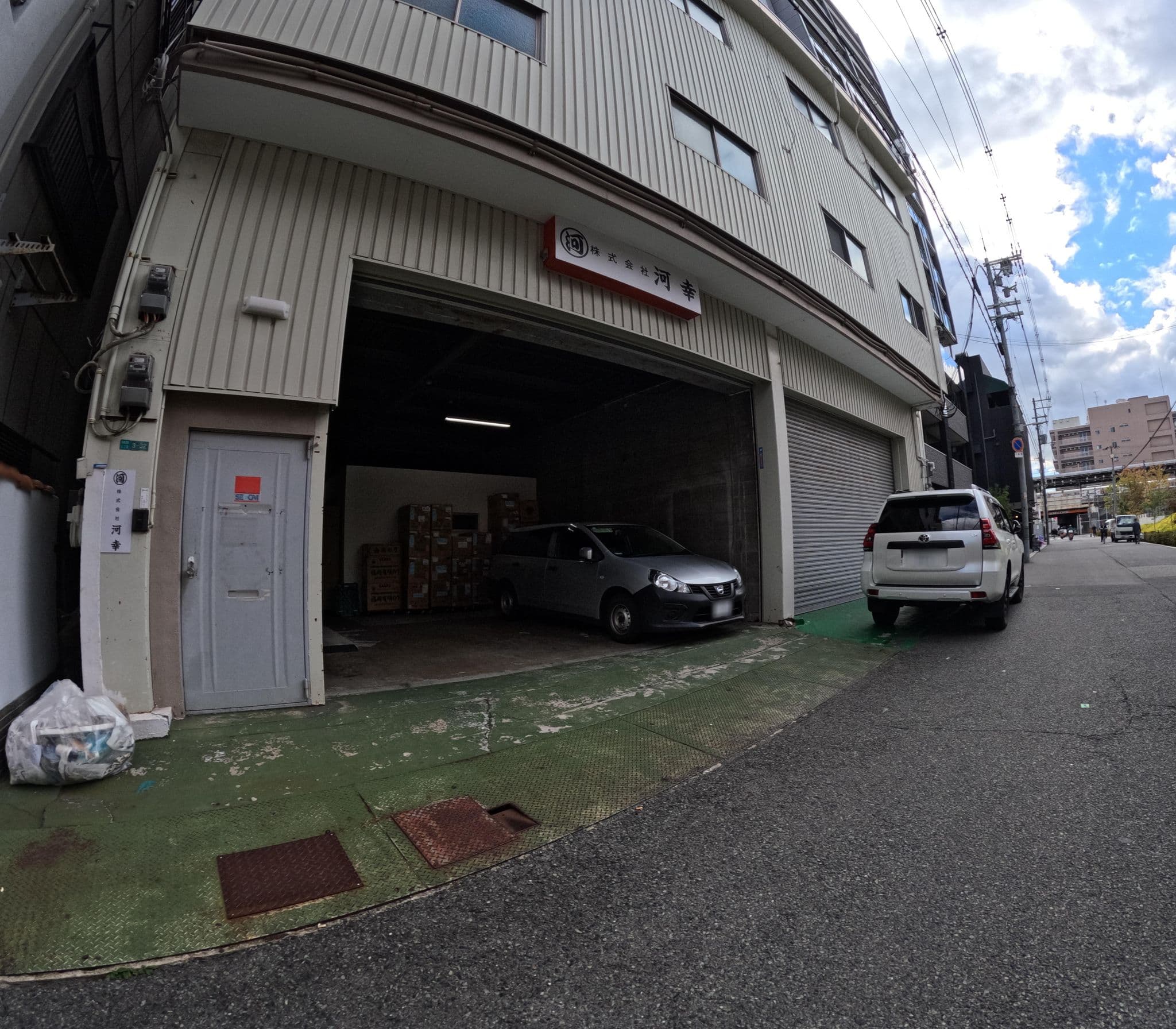 Street view near Eslead Hotel Osaka Ebisu, Tsumori — © okadatsuneo (CC BY-SA · Mapillary)