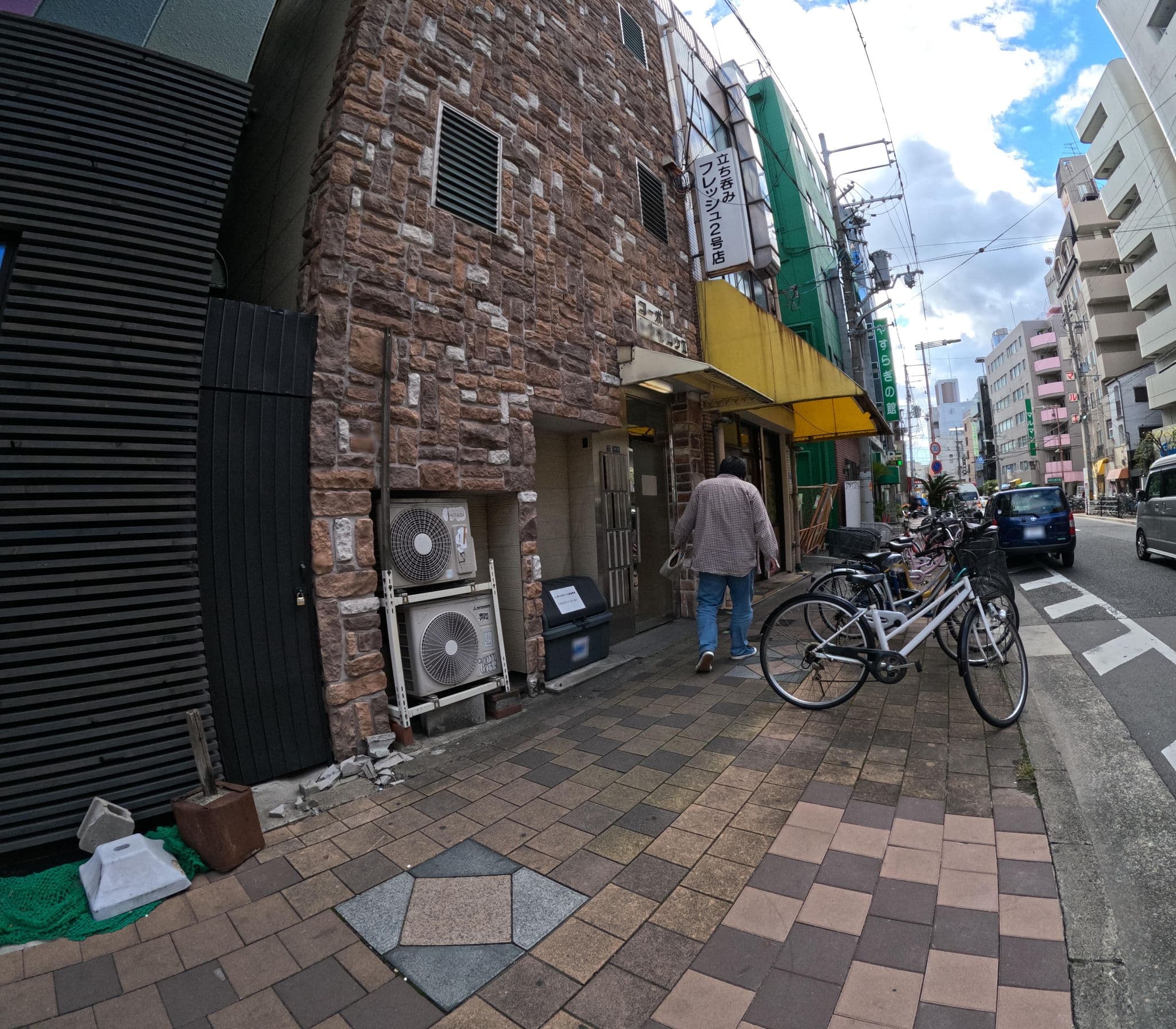 Street view near 萩船旅館, Tsumori — © okadatsuneo (CC BY-SA · Mapillary)