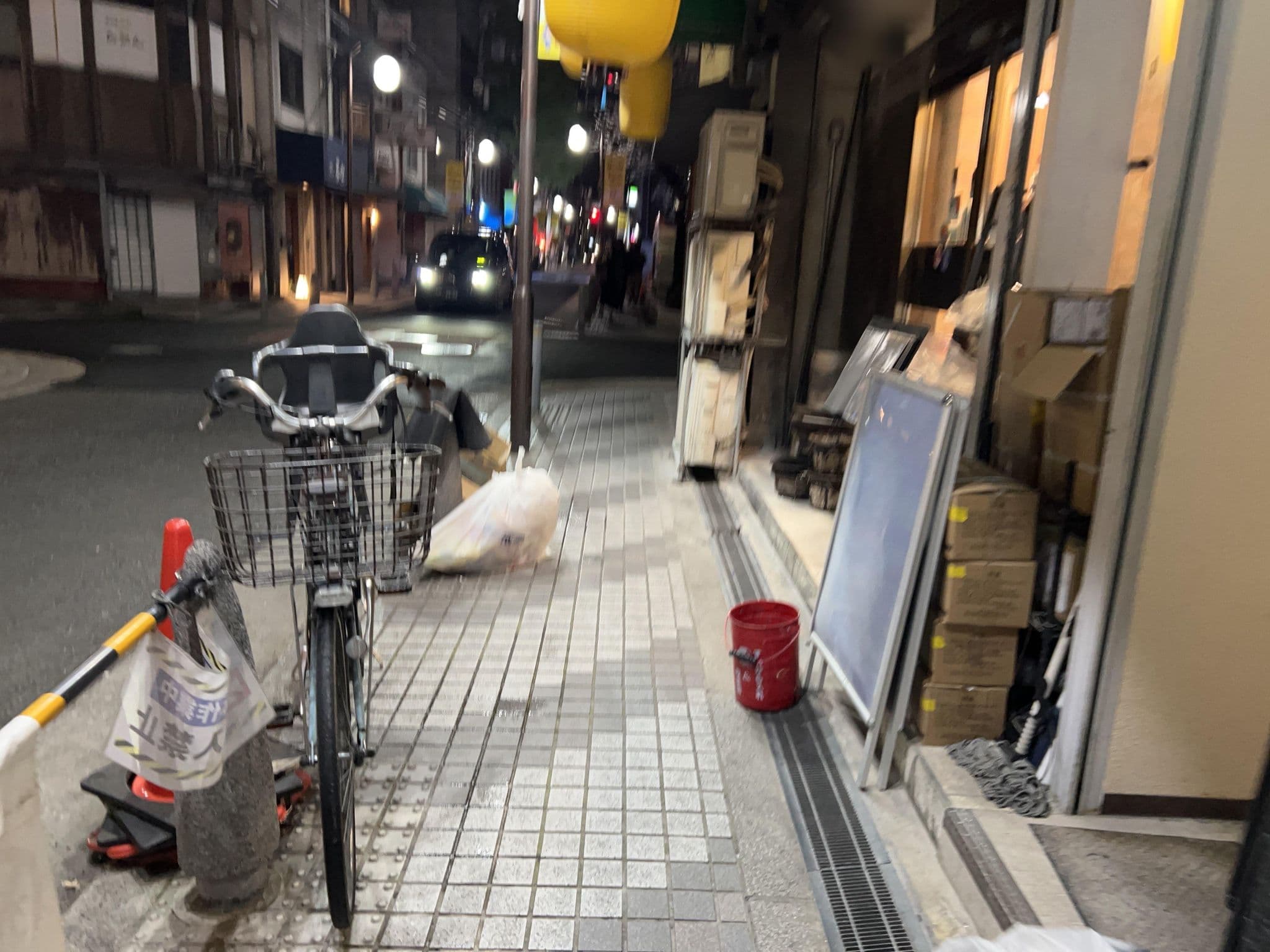 Street view near MIMARU大阪 心斎橋EAST, Ajiharacho — © Satsuka_Osaka (CC BY-SA · Mapillary)