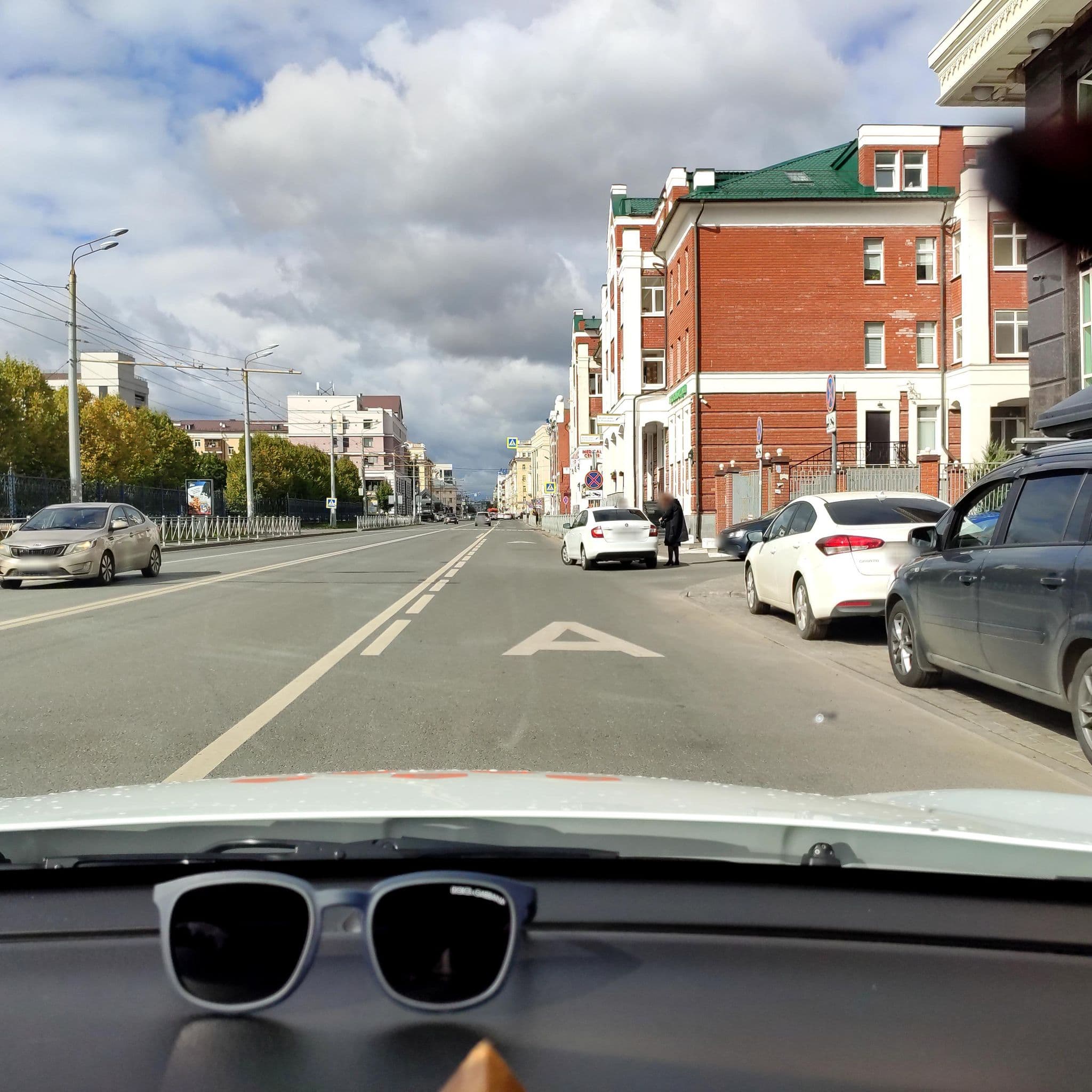 Street view near Bilyar Palace, Kazan — © phoneuploader (CC BY-SA · Mapillary)