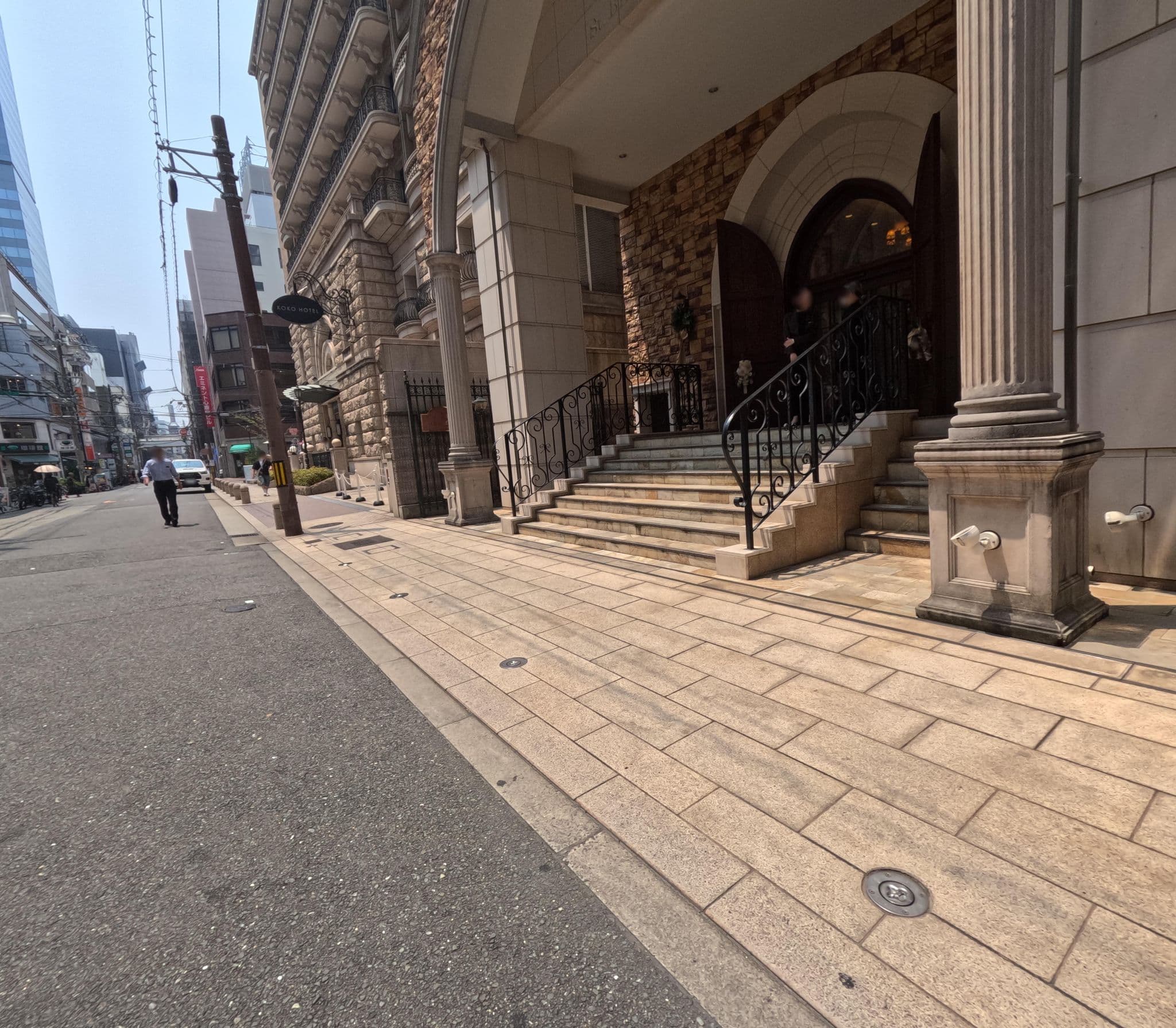 Street view near ホテルトラスティ心斎橋, Osaka — © okadatsuneo (CC BY-SA · Mapillary)