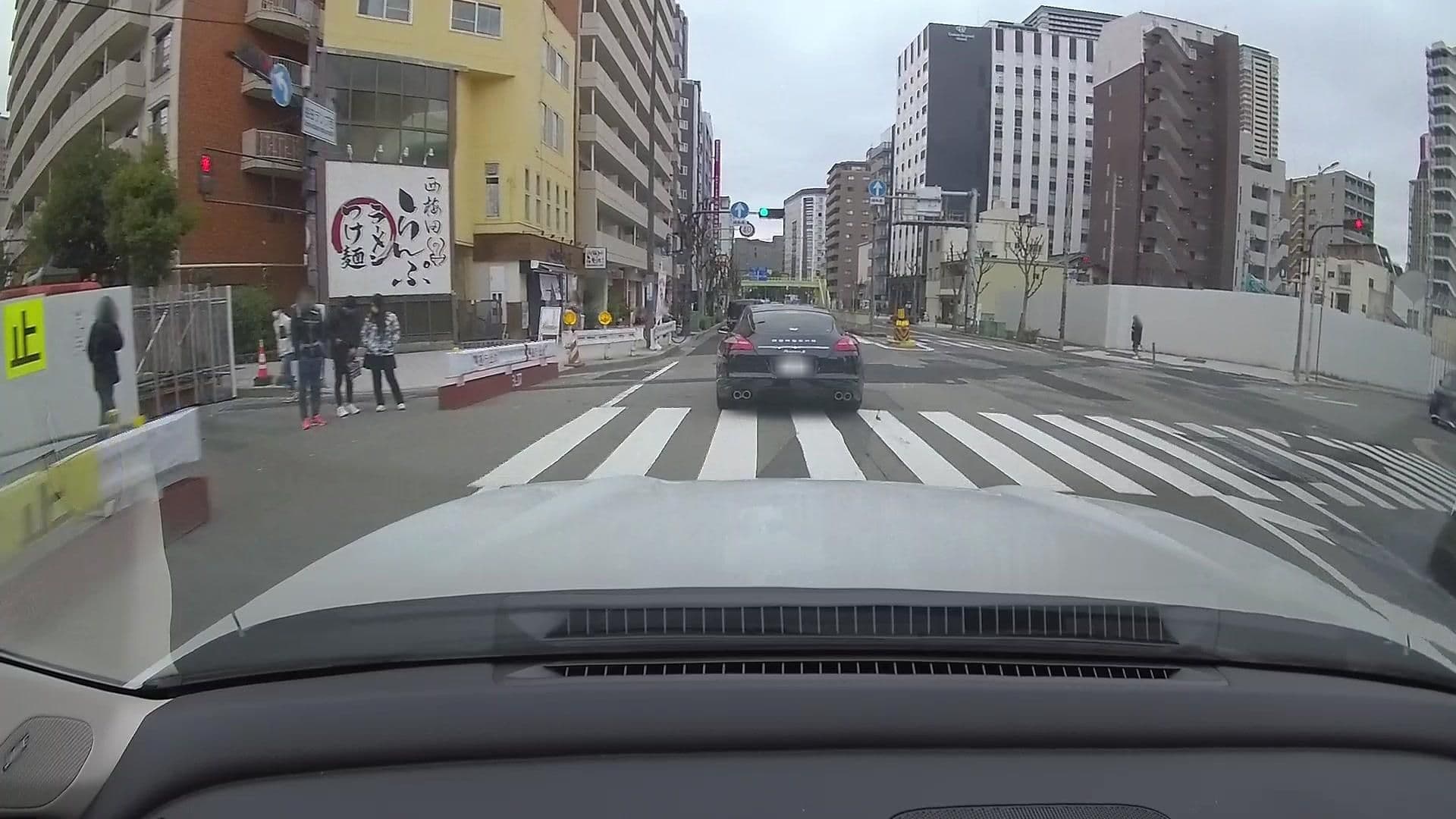 Street view near ダイワロイネットホテル大阪新梅田アネックス, Umeda — © osapon (CC BY-SA · Mapillary)