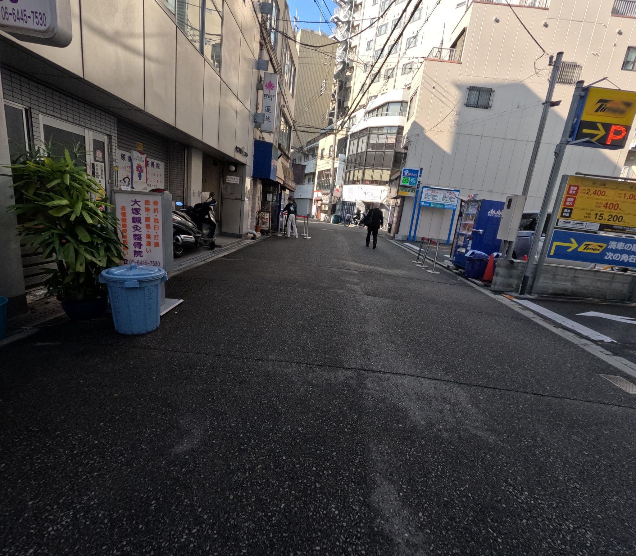 Street view near ホテルメルディア肥後橋, Osaka — © okadatsuneo (CC BY-SA · Mapillary)
