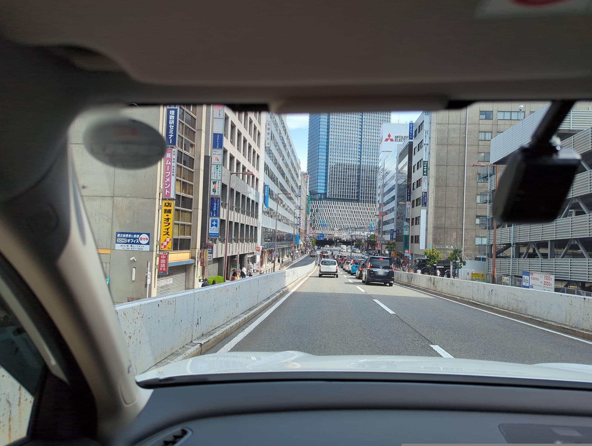Street view near 新阪急ホテルアネックス, Umeda — © osapon (CC BY-SA · Mapillary)