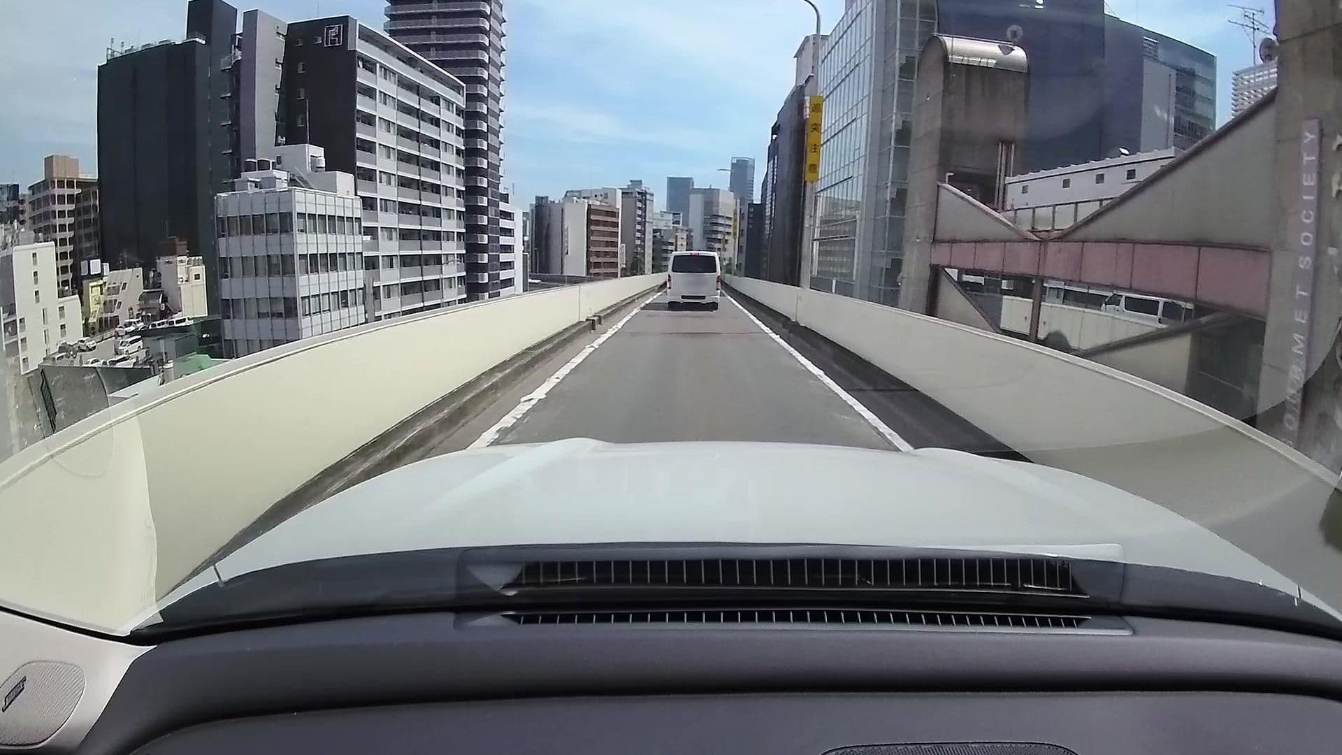 Street view near Salle De Bain, Umeda — © osapon (CC BY-SA · Mapillary)