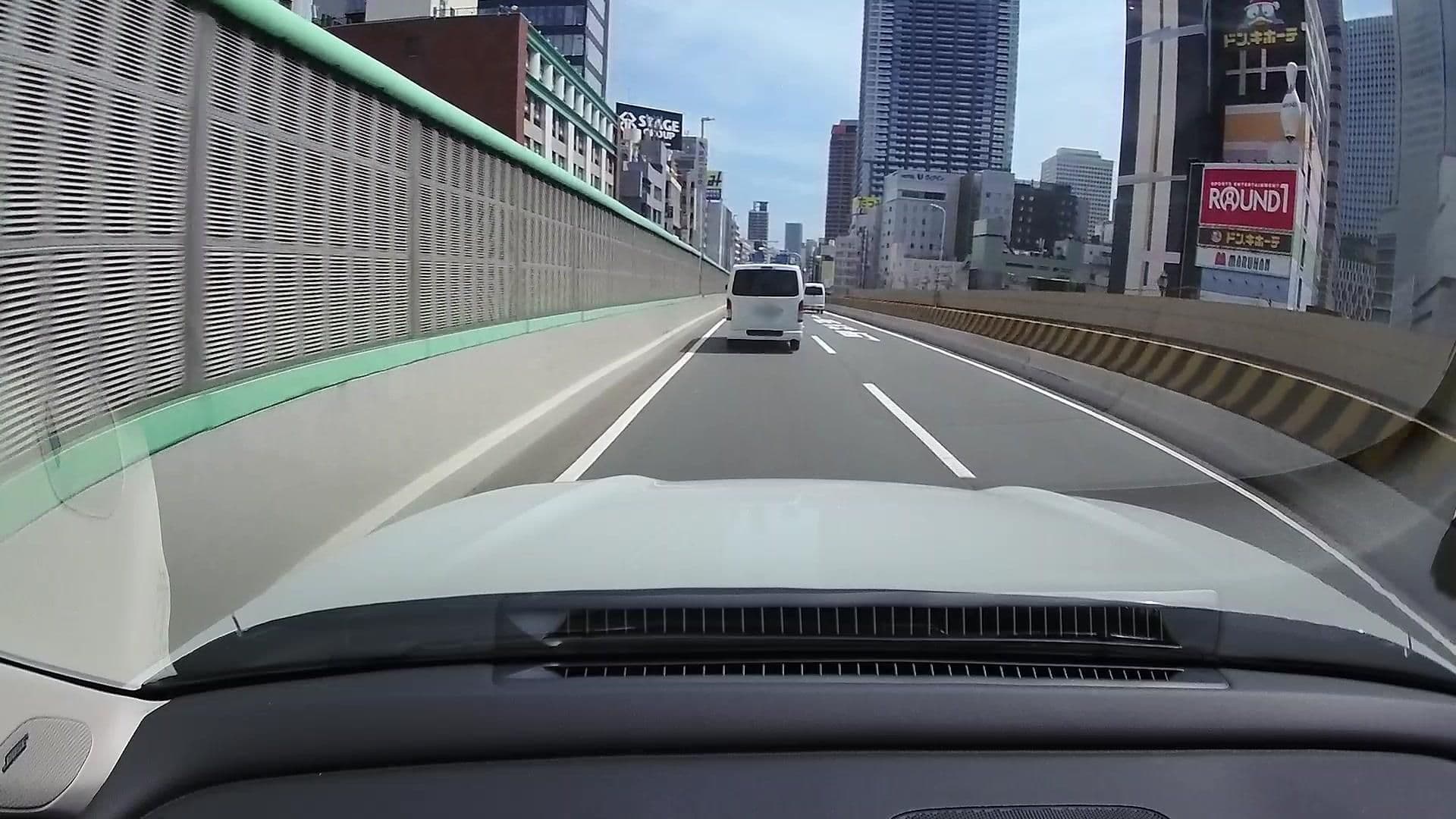Street view near ホテル近畿, Umeda — © osapon (CC BY-SA · Mapillary)
