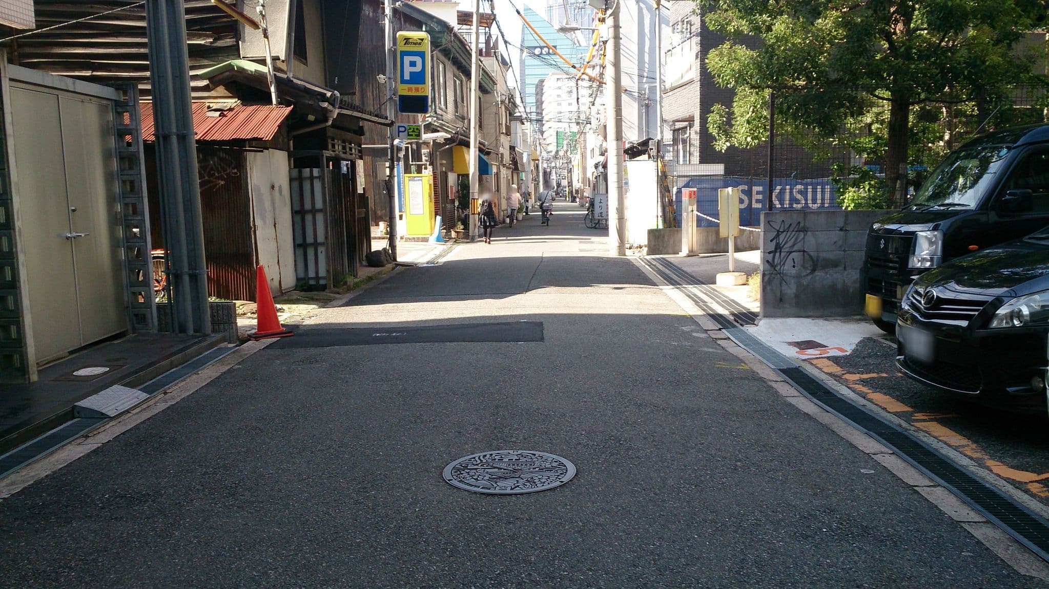 Street view near hostel apartment umeda, Umeda — © taki3hira (CC BY-SA · Mapillary)