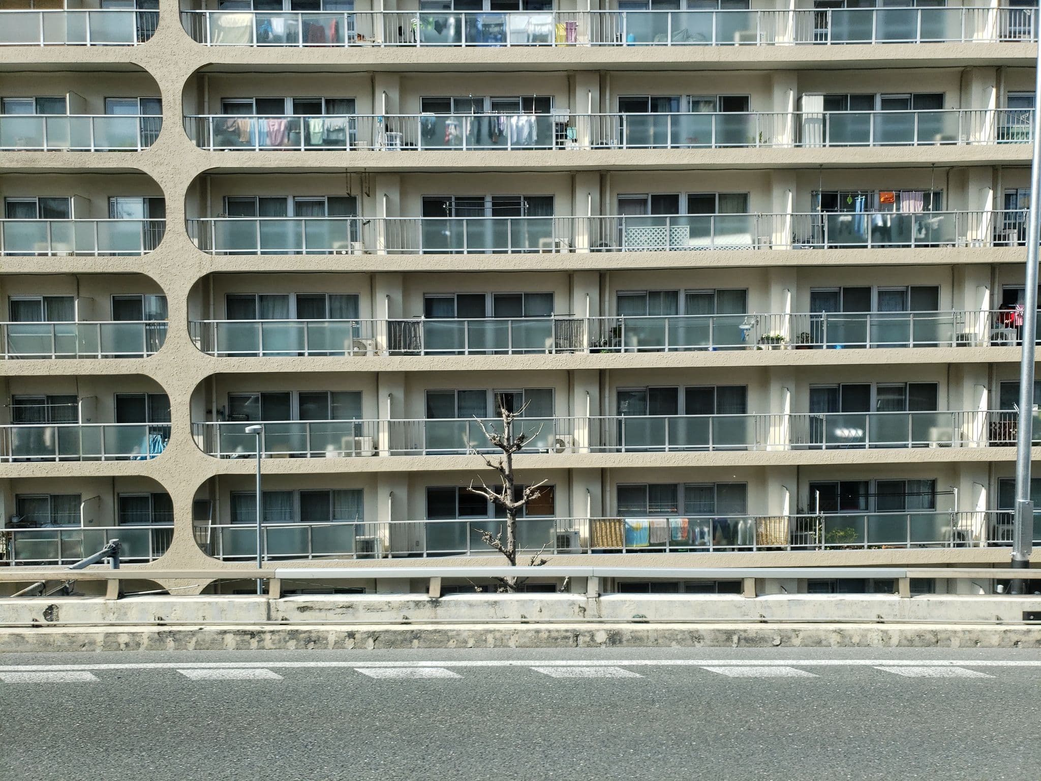 Street view near チサン イン 江坂, Suita — © harimawood (CC BY-SA · Mapillary)