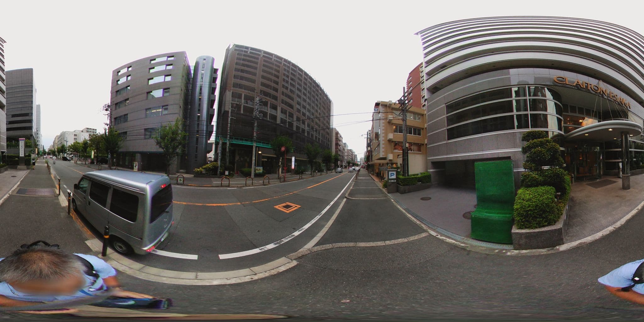 Street view near ホテルクライトン江坂, Suita — © harimawood (CC BY-SA · Mapillary)
