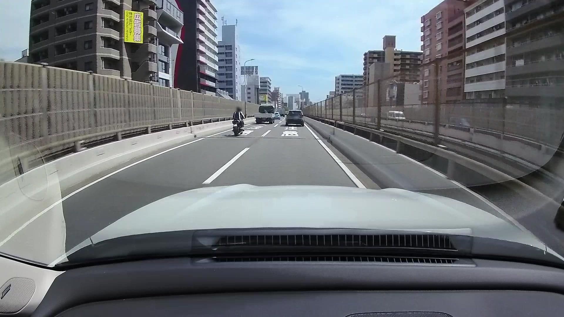 Street view near ルネッサンス・リゾートナルト大阪セールスオフィス, Suita — © osapon (CC BY-SA · Mapillary)