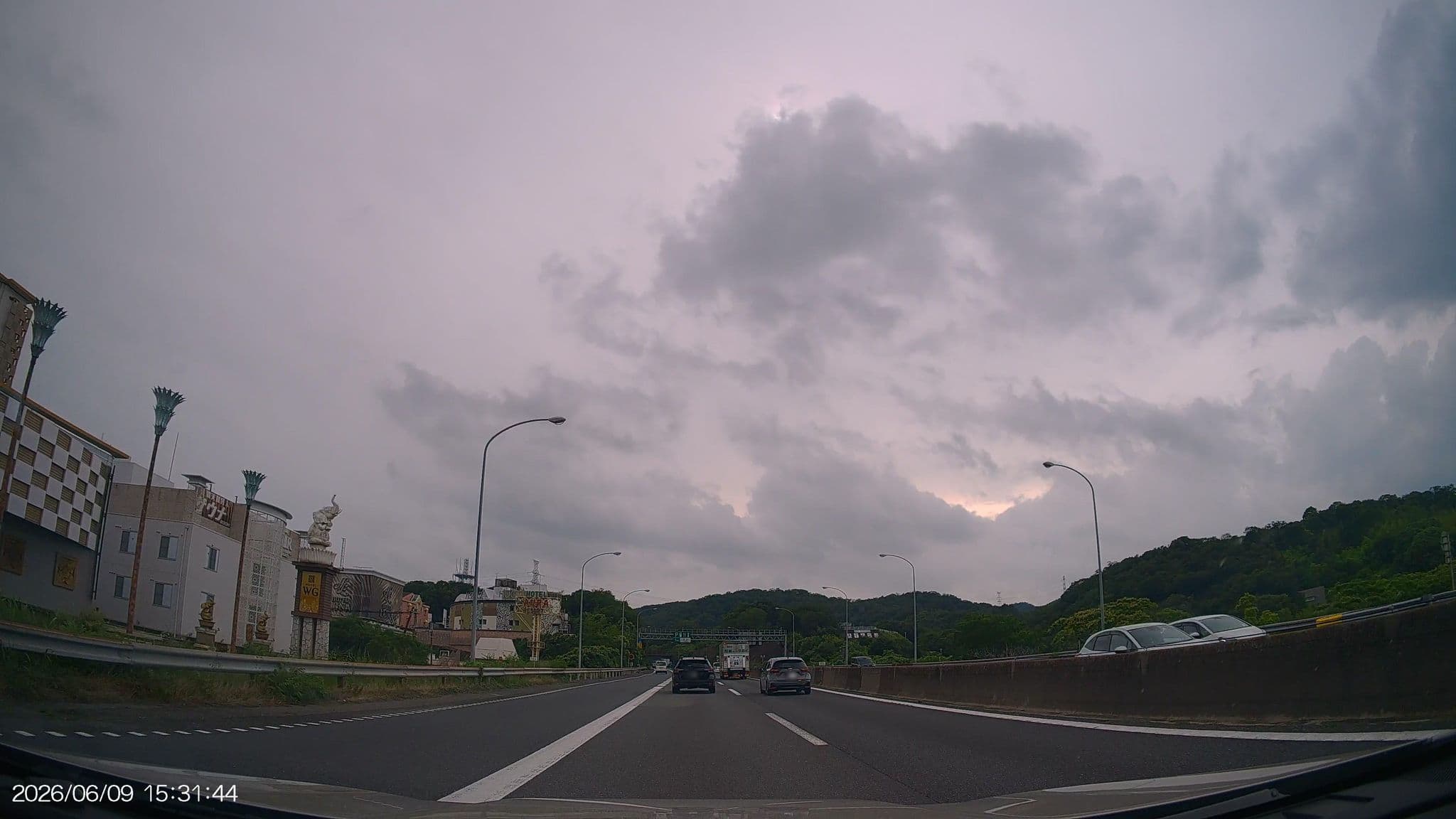 Street view near おとぼけビーバー 香芝, Kanmaki — © aHS (CC BY-SA · Mapillary)