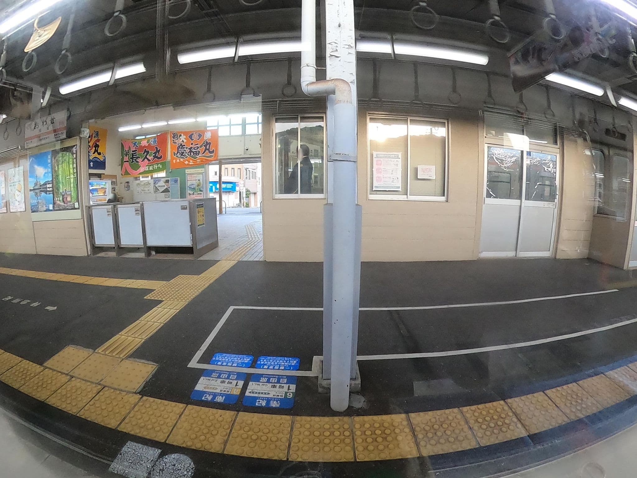 Street view near ビジネスホテル胡蝶舘, Owase — © castletrain (CC BY-SA · Mapillary)