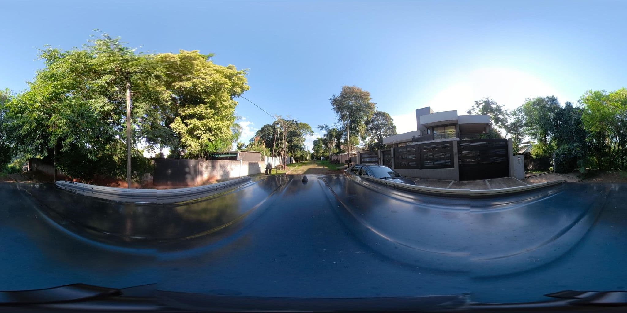 Street view near Botanica, Puerto Iguazú