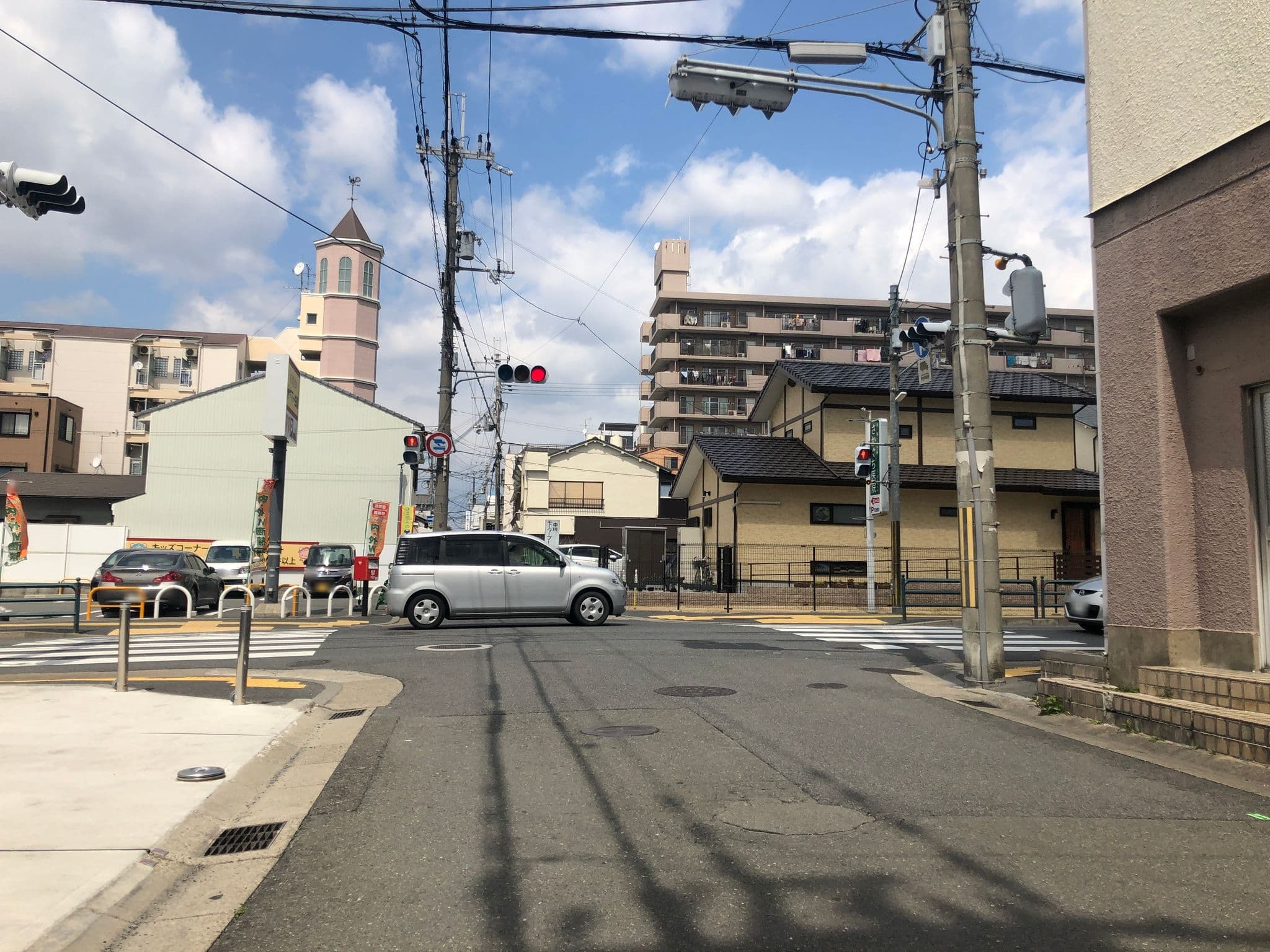 Street view near 町屋ゲストハウス ならまち, Nara-shi — © kojiotani (CC BY-SA · Mapillary)