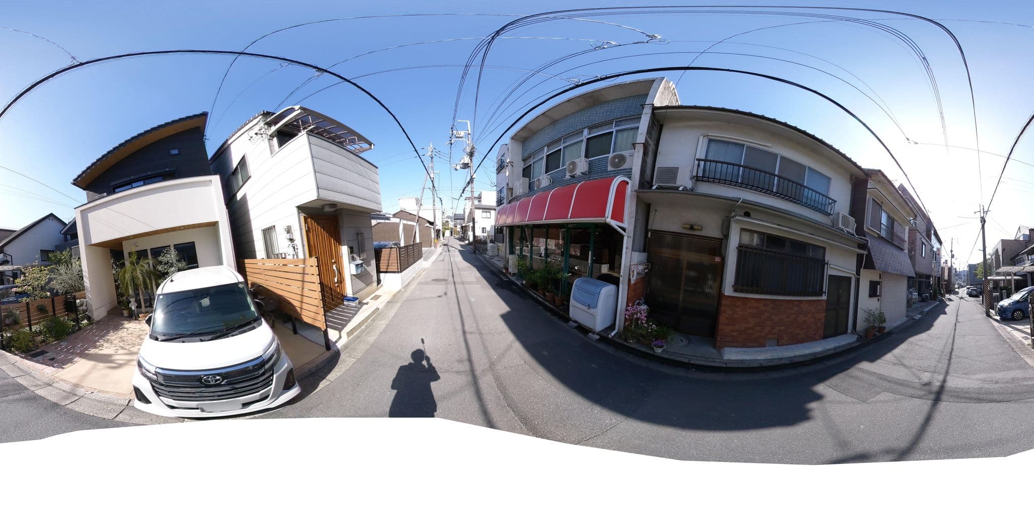 Street view near ウガヤゲストハウス, Nara-shi — © okadatsuneo (CC BY-SA · Mapillary)