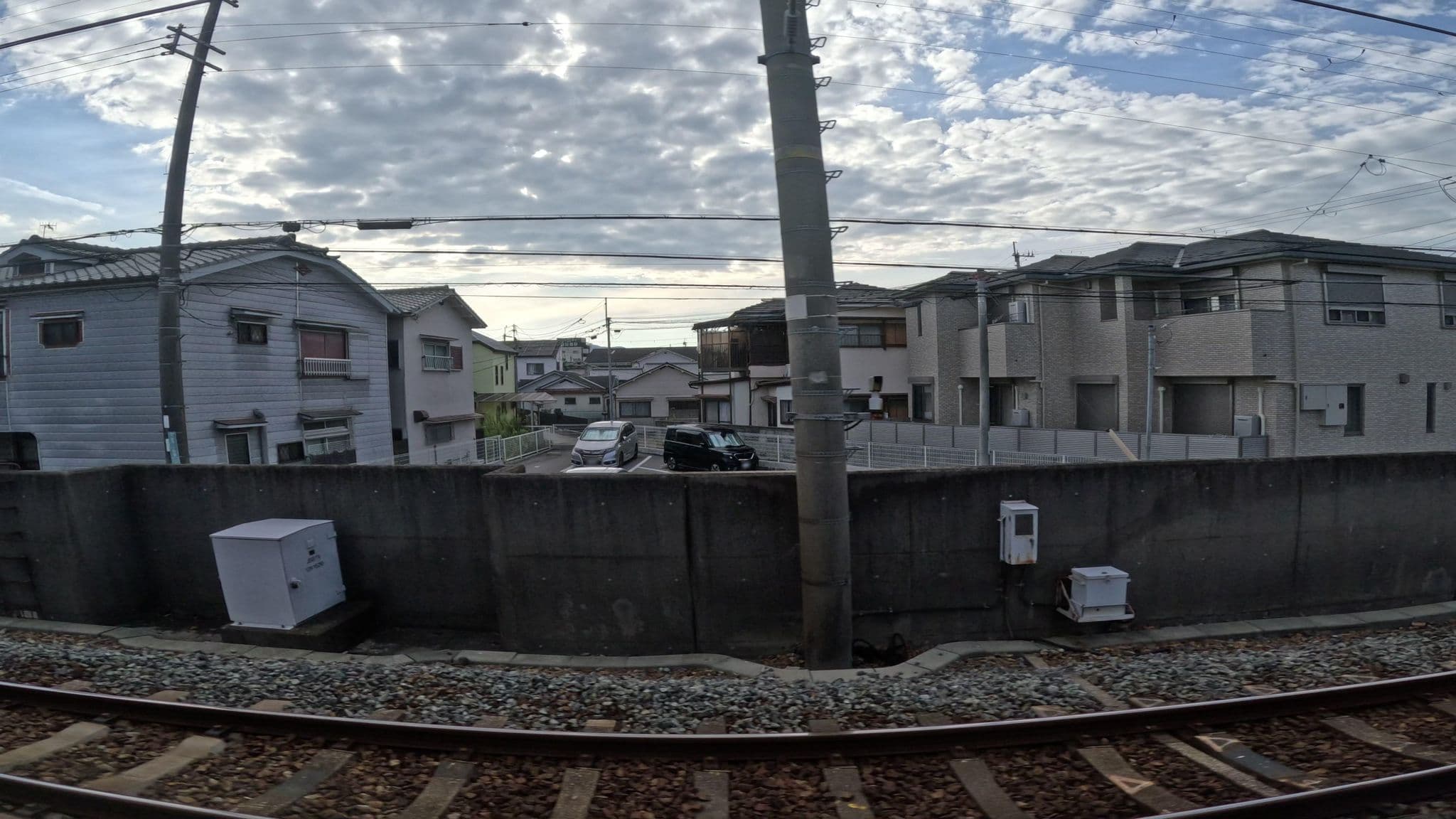Street view near 猪名川エンペラー, Kawanishi — © okadatsuneo (CC BY-SA · Mapillary)