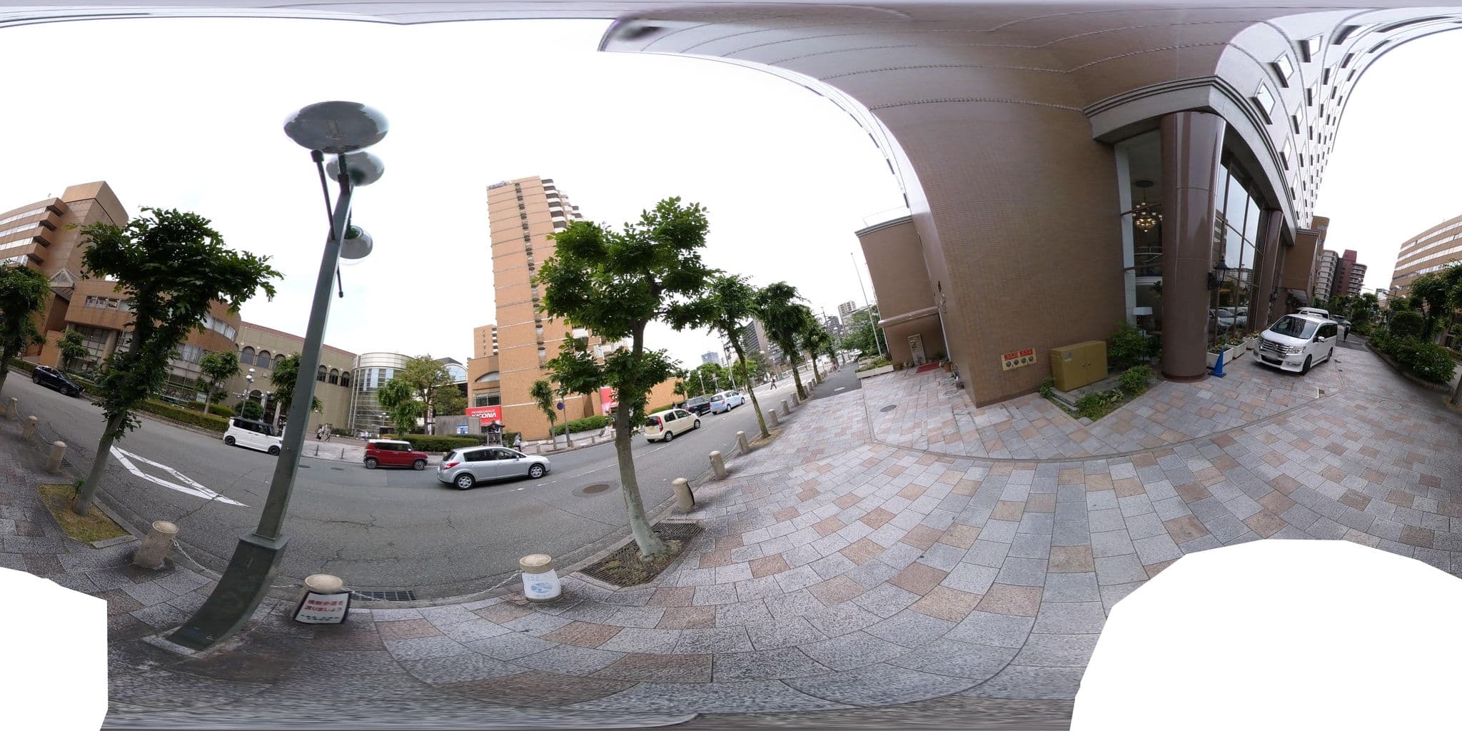 Street view near 宝塚ワシントンホテル, Takarazuka — © okadatsuneo (CC BY-SA · Mapillary)