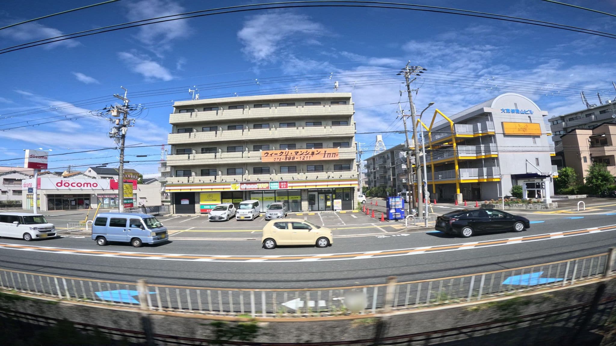 Street view near ウィークリーマンション VEST INN 御殿山, Hirakata — © okadatsuneo (CC BY-SA · Mapillary)