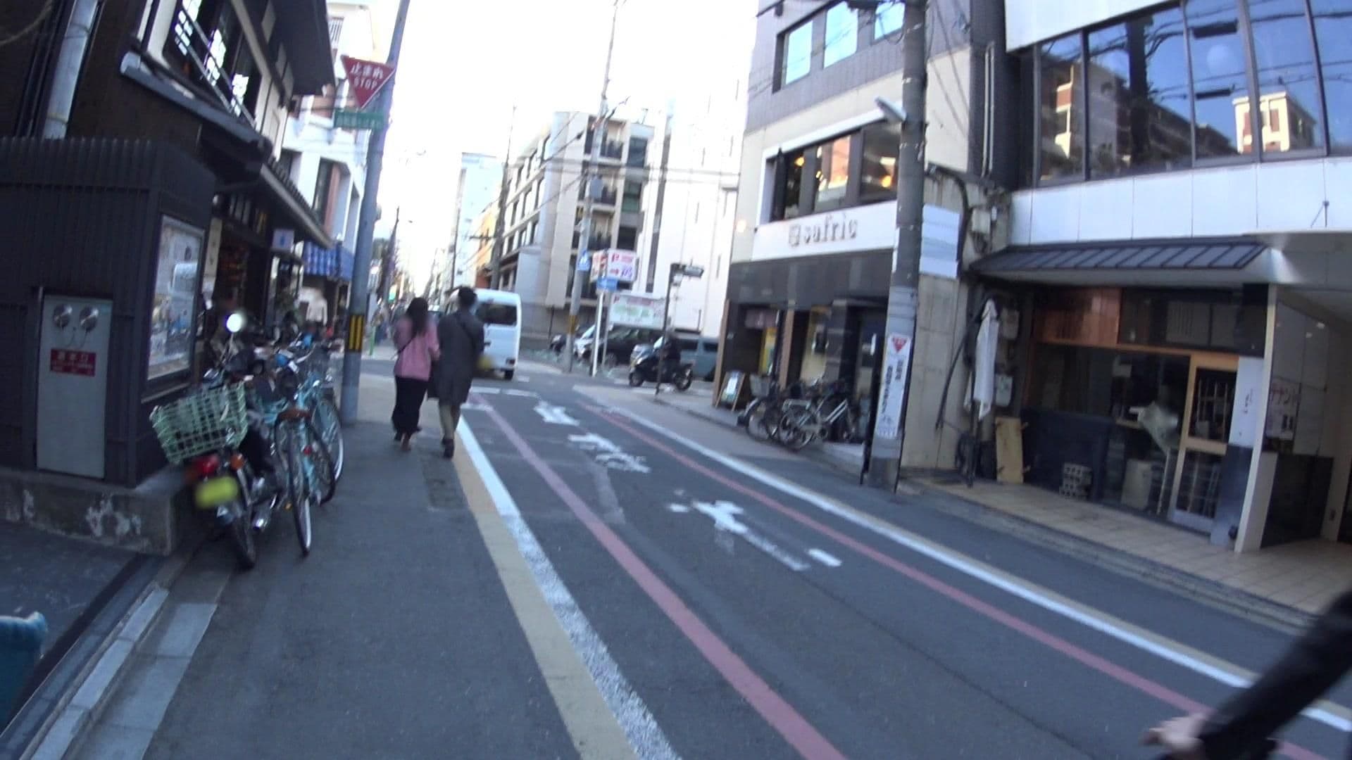 Street view near Ryokan Hirashin 旅館 平新, Kyoto — © yasunari (CC BY-SA · Mapillary)
