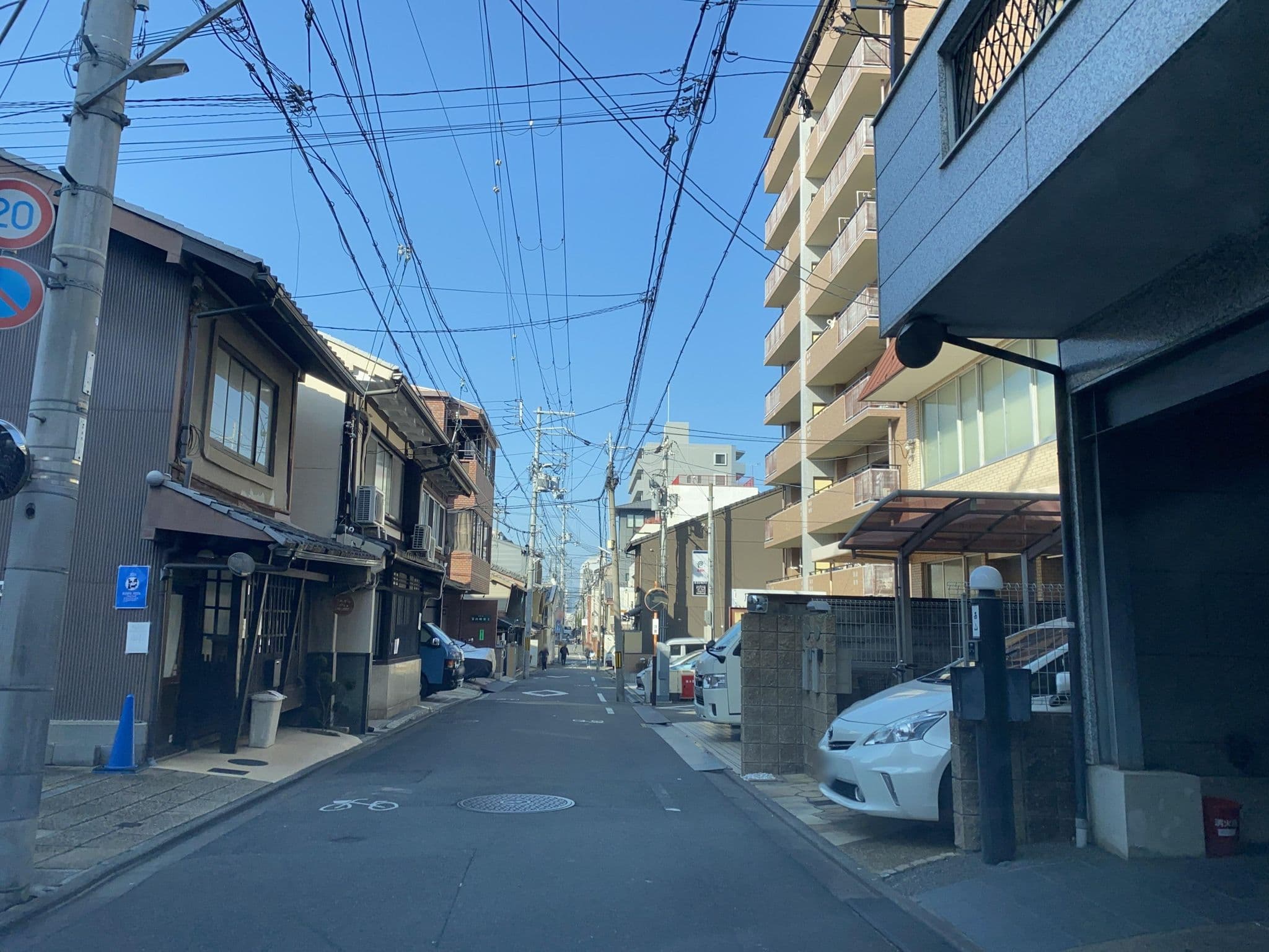 Street view near ホテルビスタプレミオ京都 和邸, Kyoto — © irvinfly (CC BY-SA · Mapillary)