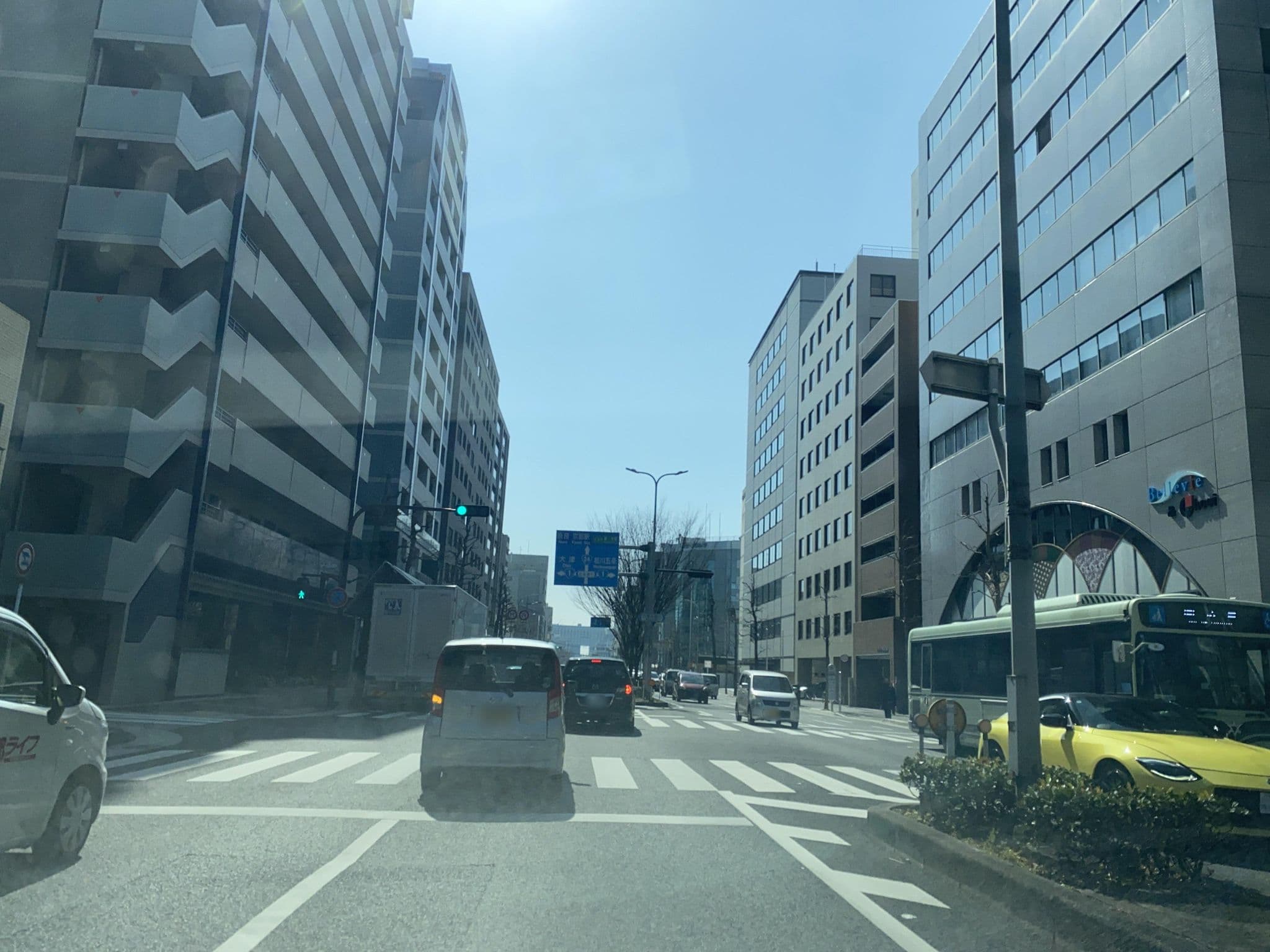 Street view near 京王プレリアホテル 京都烏丸五条, Kyoto — © irvinfly (CC BY-SA · Mapillary)