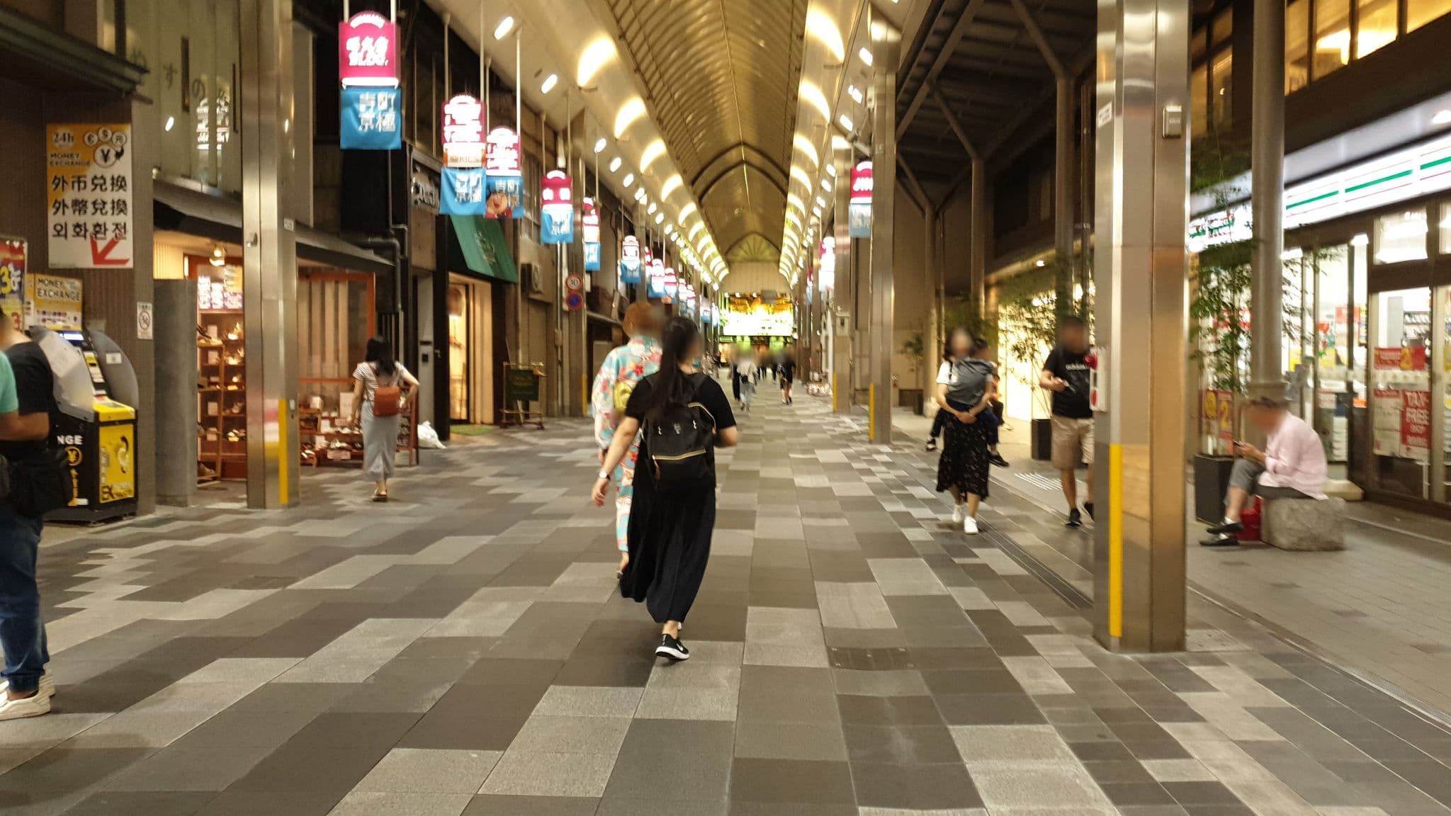 Street view near ホテルグレイスリー京都三条南館, Kyoto — © jopparn (CC BY-SA · Mapillary)