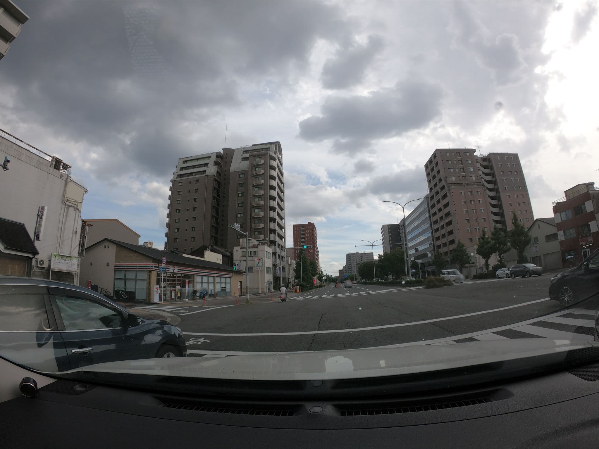 Street view near 華·心斋居, Kyoto — © rsnaru (CC BY-SA · Mapillary)