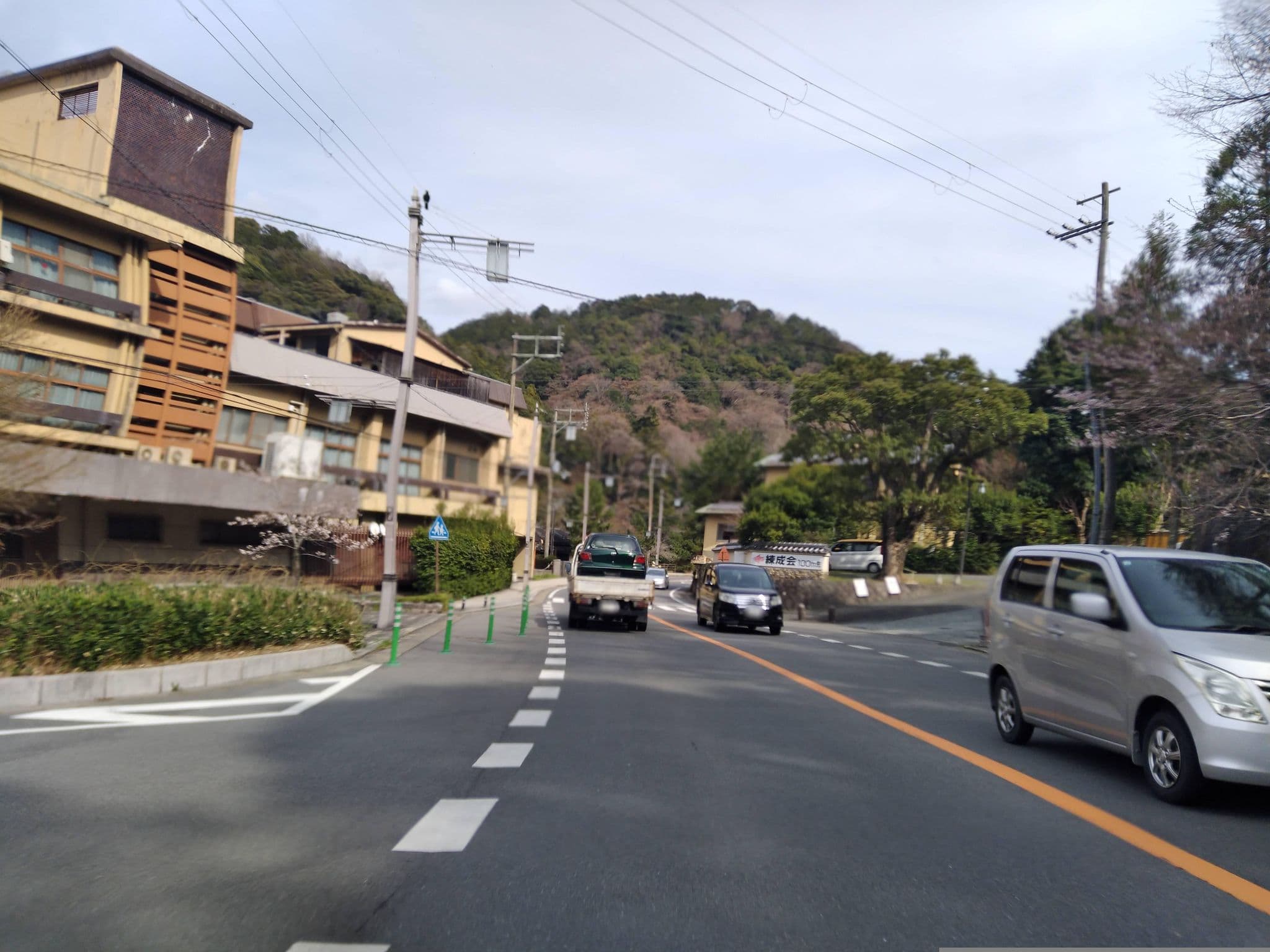 Street view near 光流園前宇治川停留所, Uji — © yasunari (CC BY-SA · Mapillary)