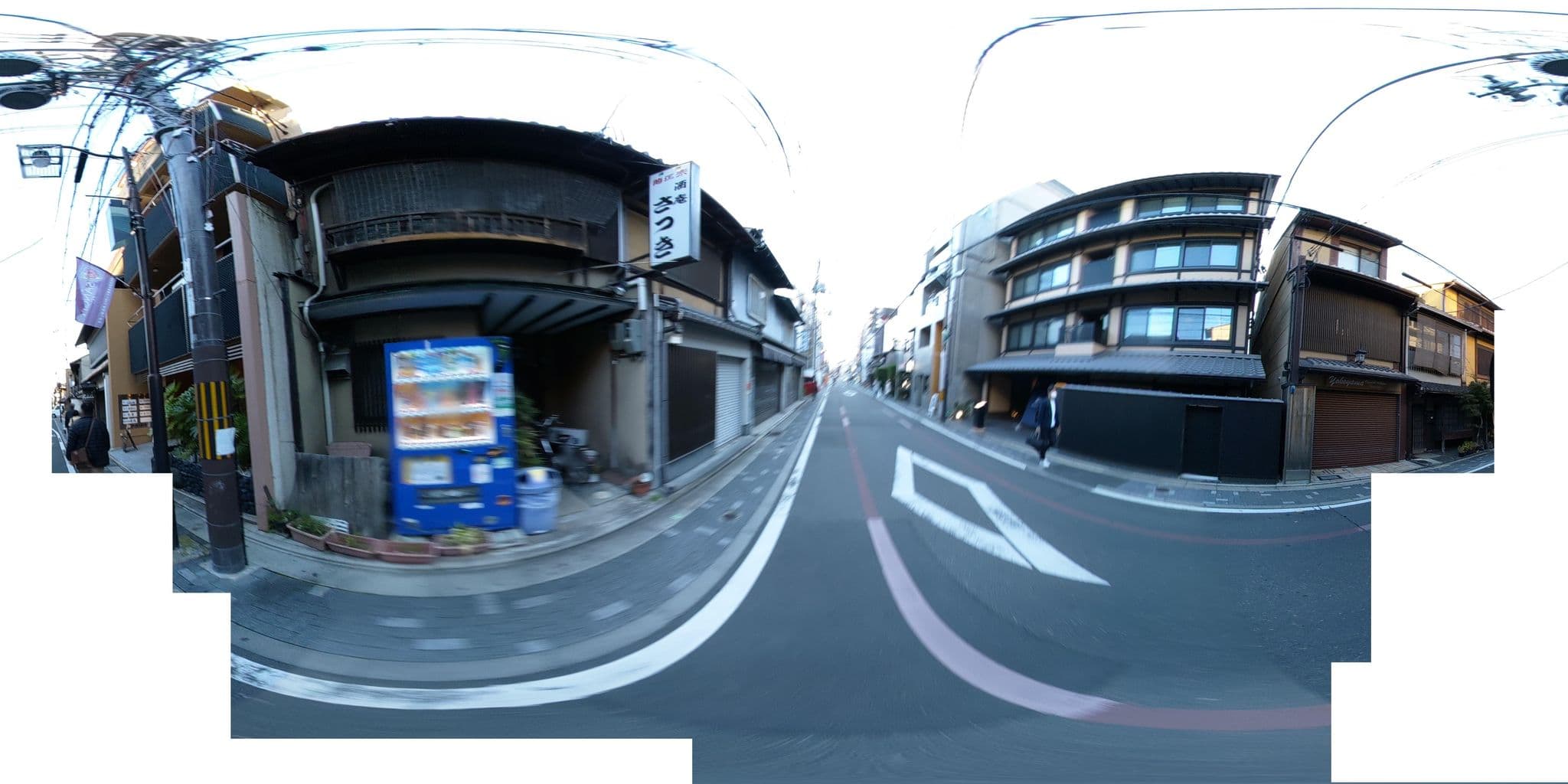 Street view near Miru Kyoto Gion, Kyoto — © okadatsuneo (CC BY-SA · Mapillary)