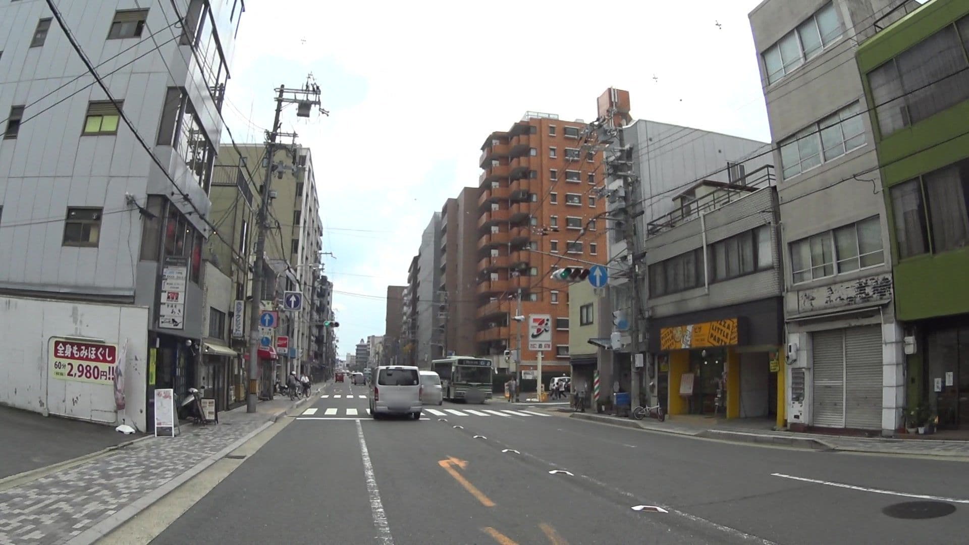 Street view near 福家　二条城　Fukuya Stay Nijo Castle, Kyoto — © yasunari (CC BY-SA · Mapillary)