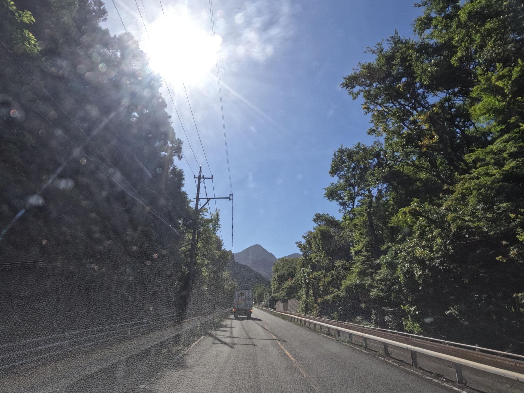 Street view near 三重県福祉センター, Komono — © rsnaru (CC BY-SA · Mapillary)