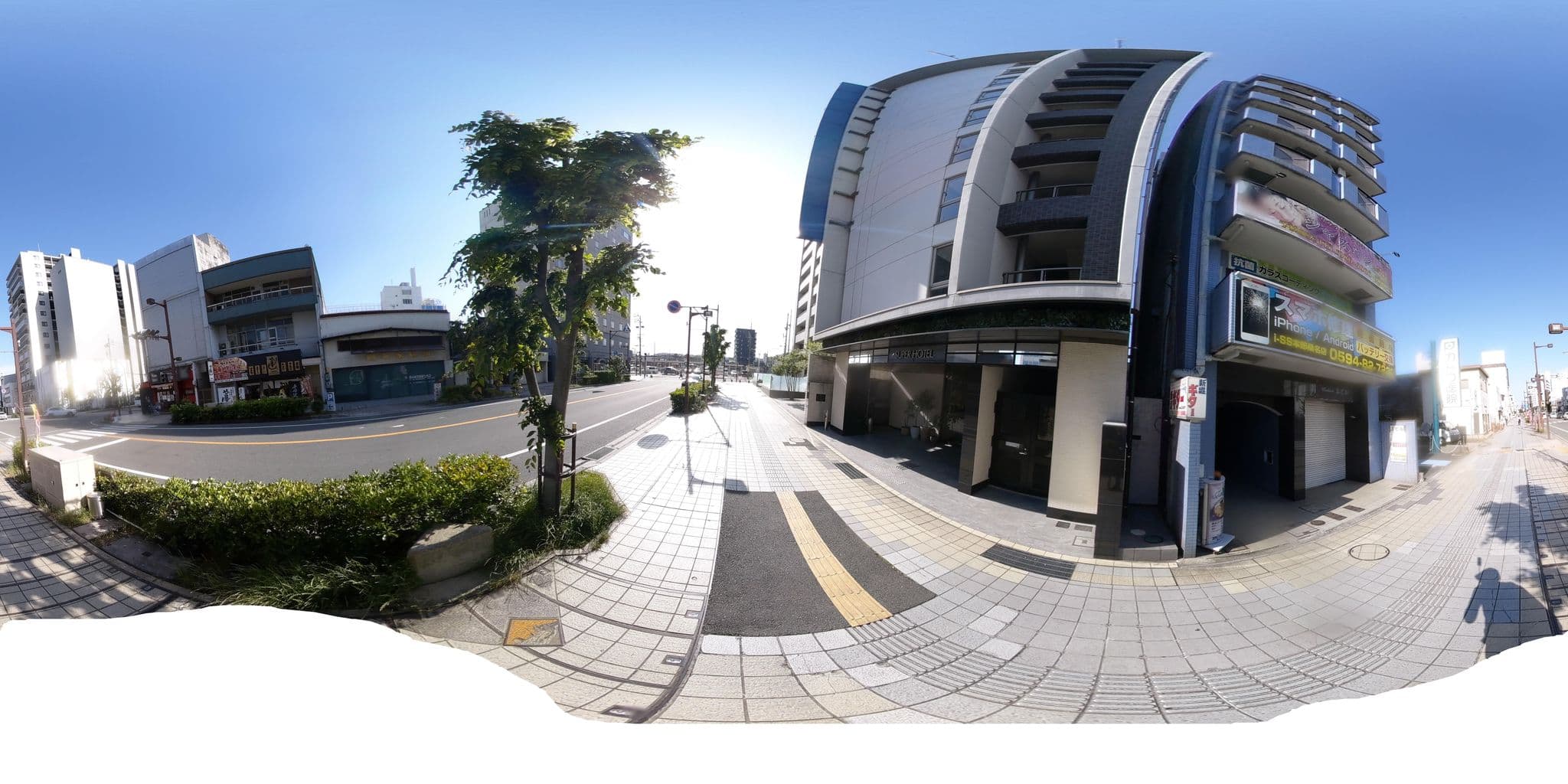 Street view near スーパーホテル桑名駅前, Kuwana — © okadatsuneo (CC BY-SA · Mapillary)